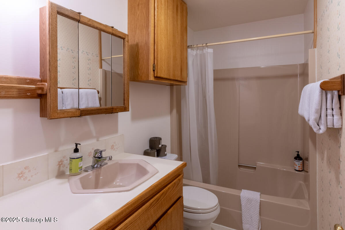 26750 David Avenue Property Photo 32