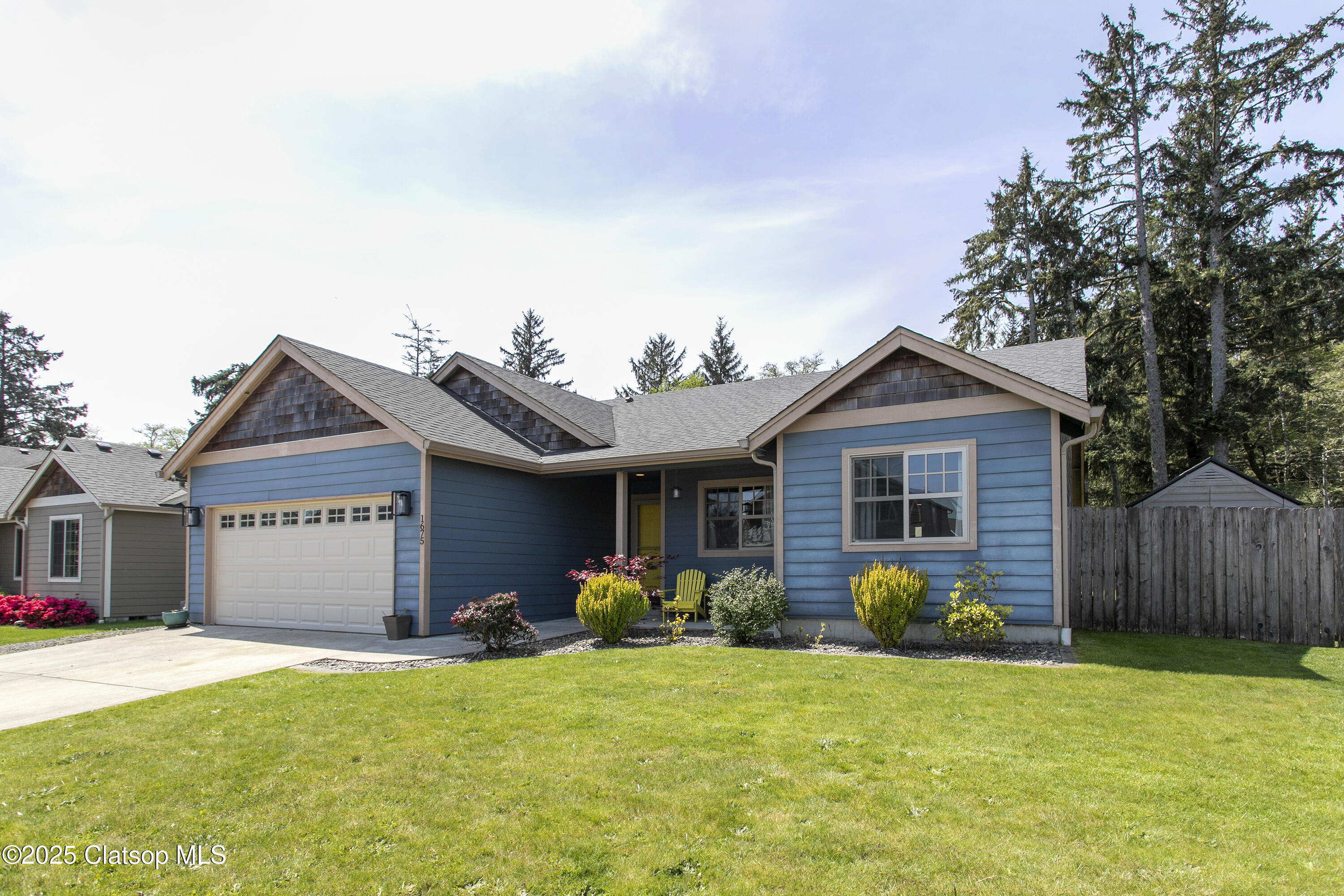 1675 Westwind Circle Property Photo 3