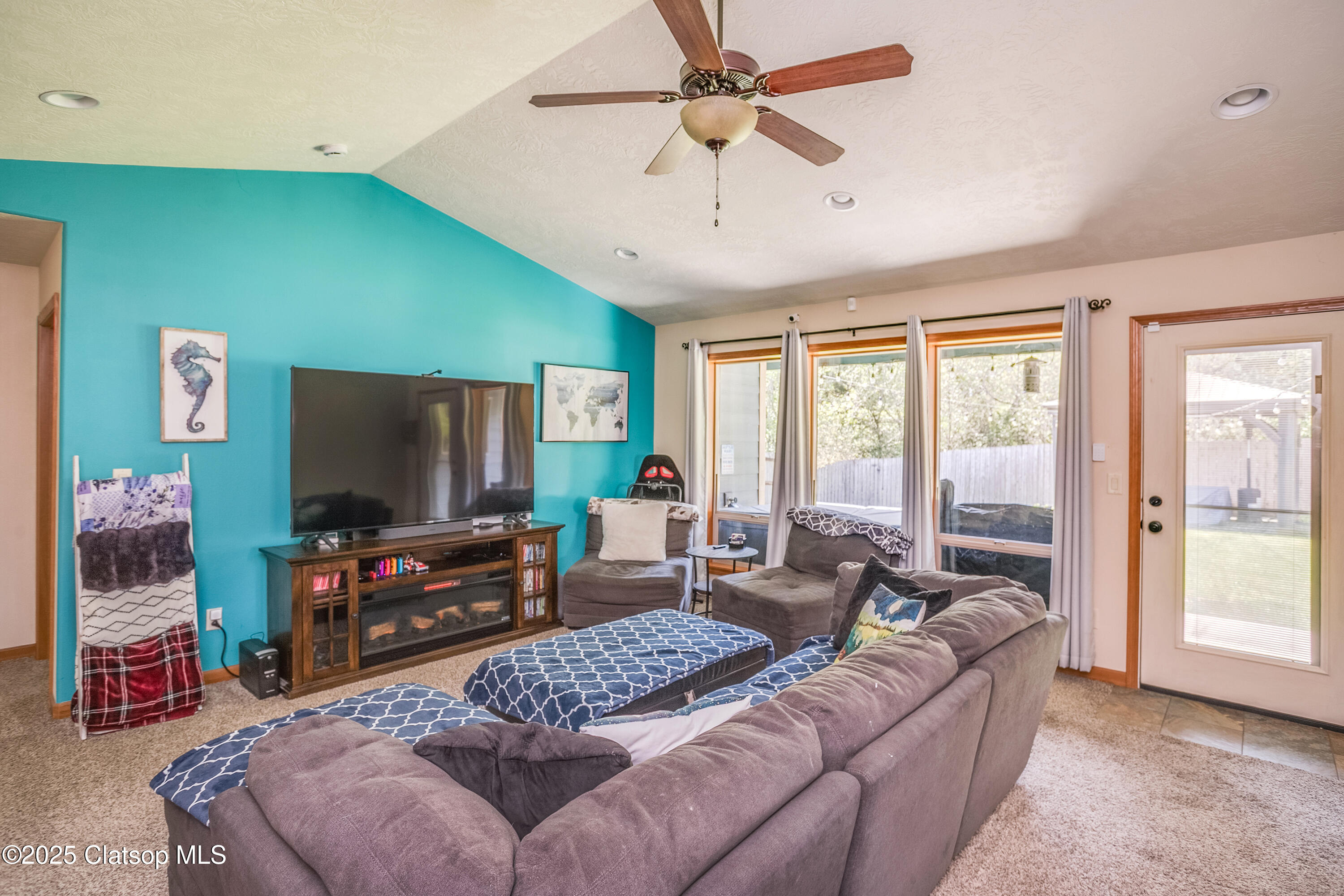 1675 Westwind Circle Property Photo 15
