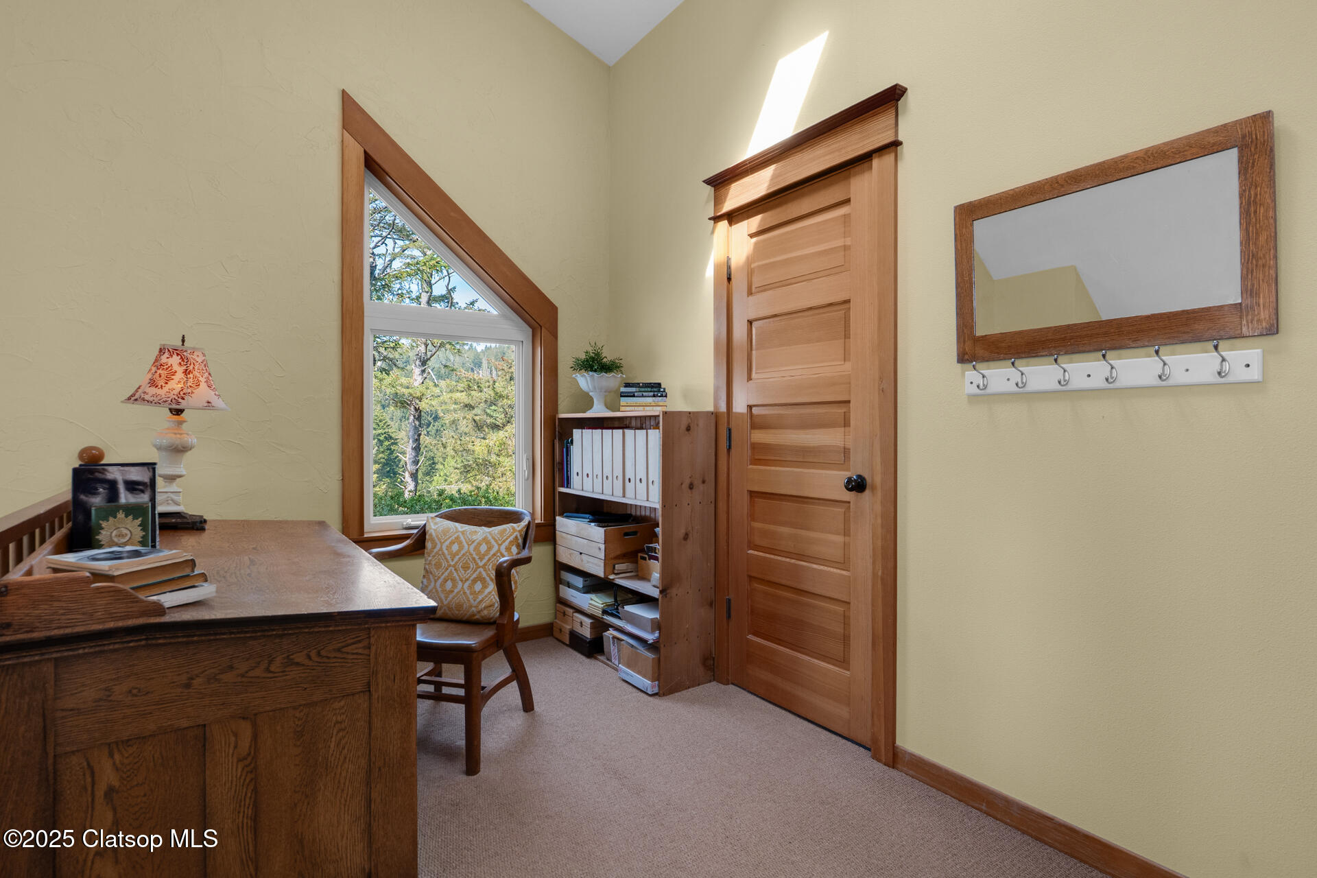 556 N Laurel Street Property Photo 38