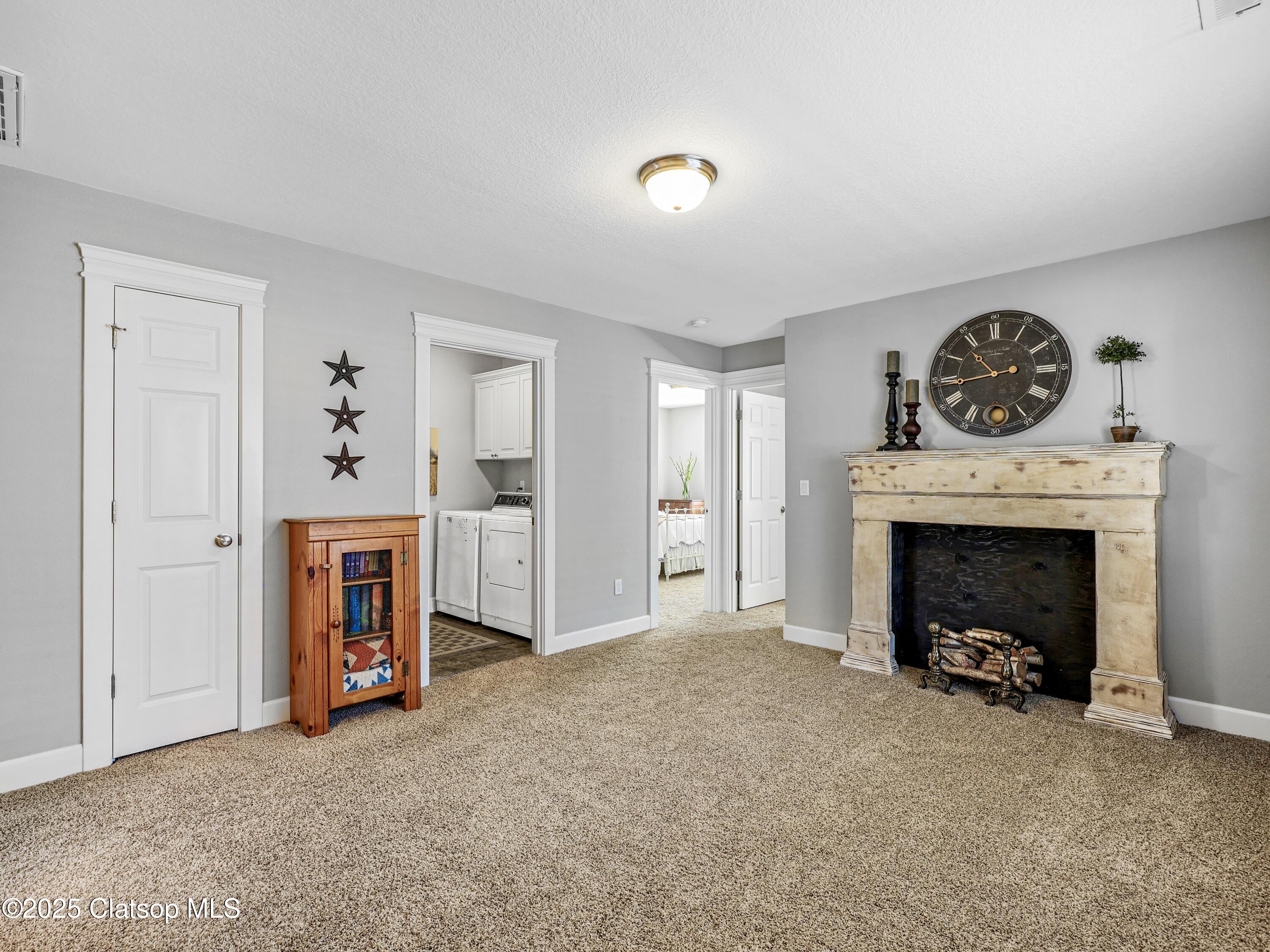 455 Highland Drive Property Photo 28