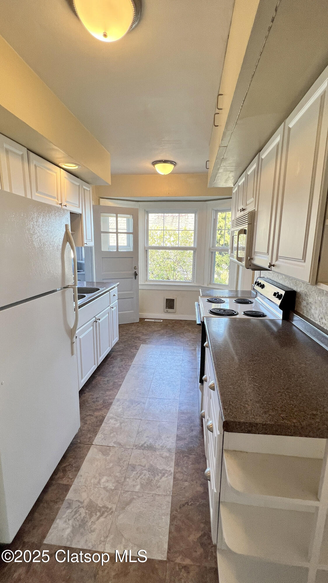 1125 16th Street Property Photo 9