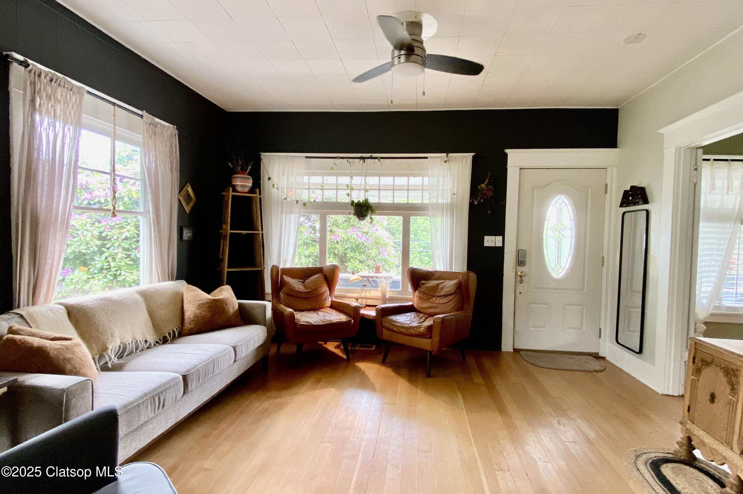 4543 Cedar Street Property Photo 17