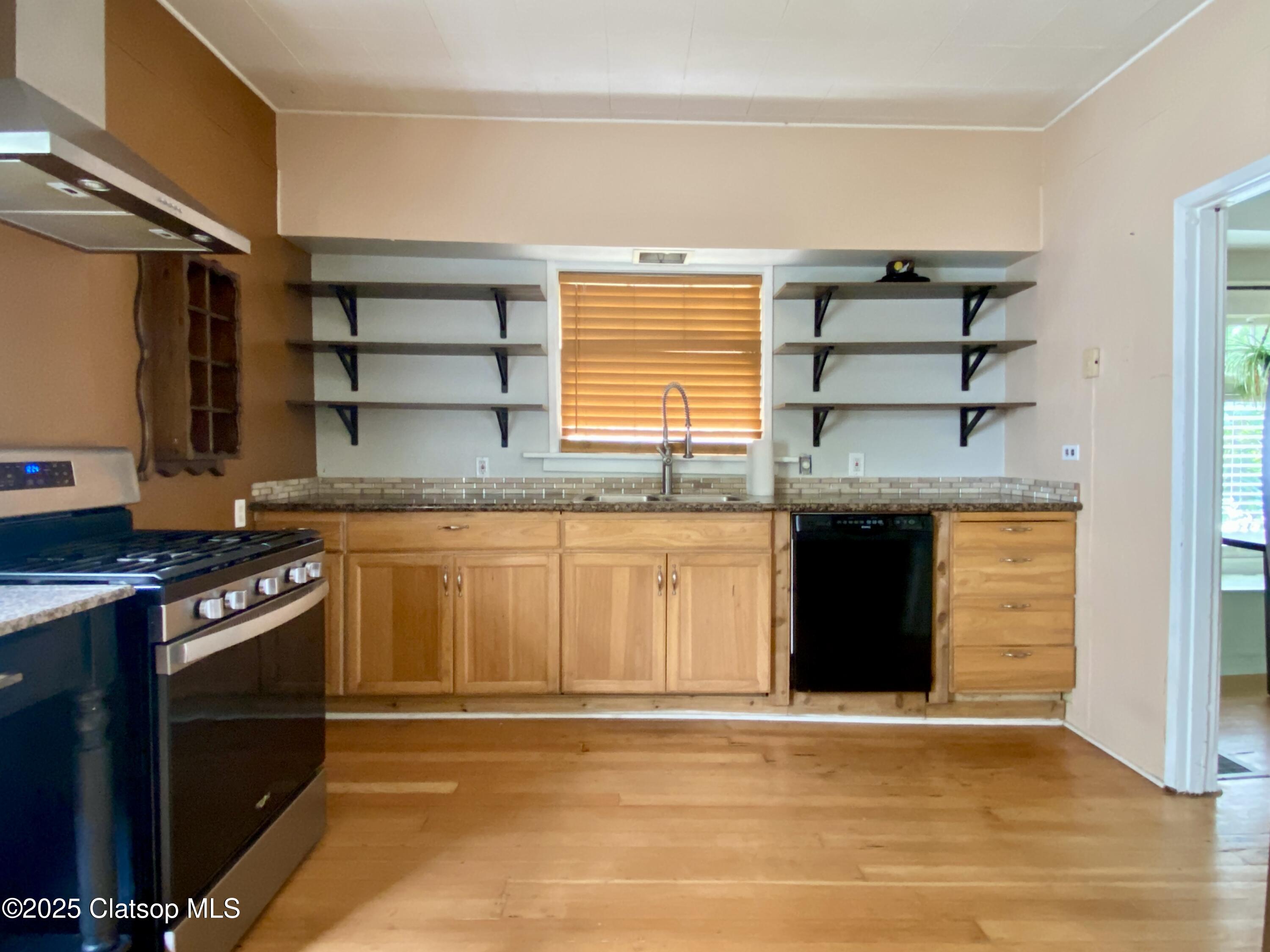 4543 Cedar Street Property Photo 21