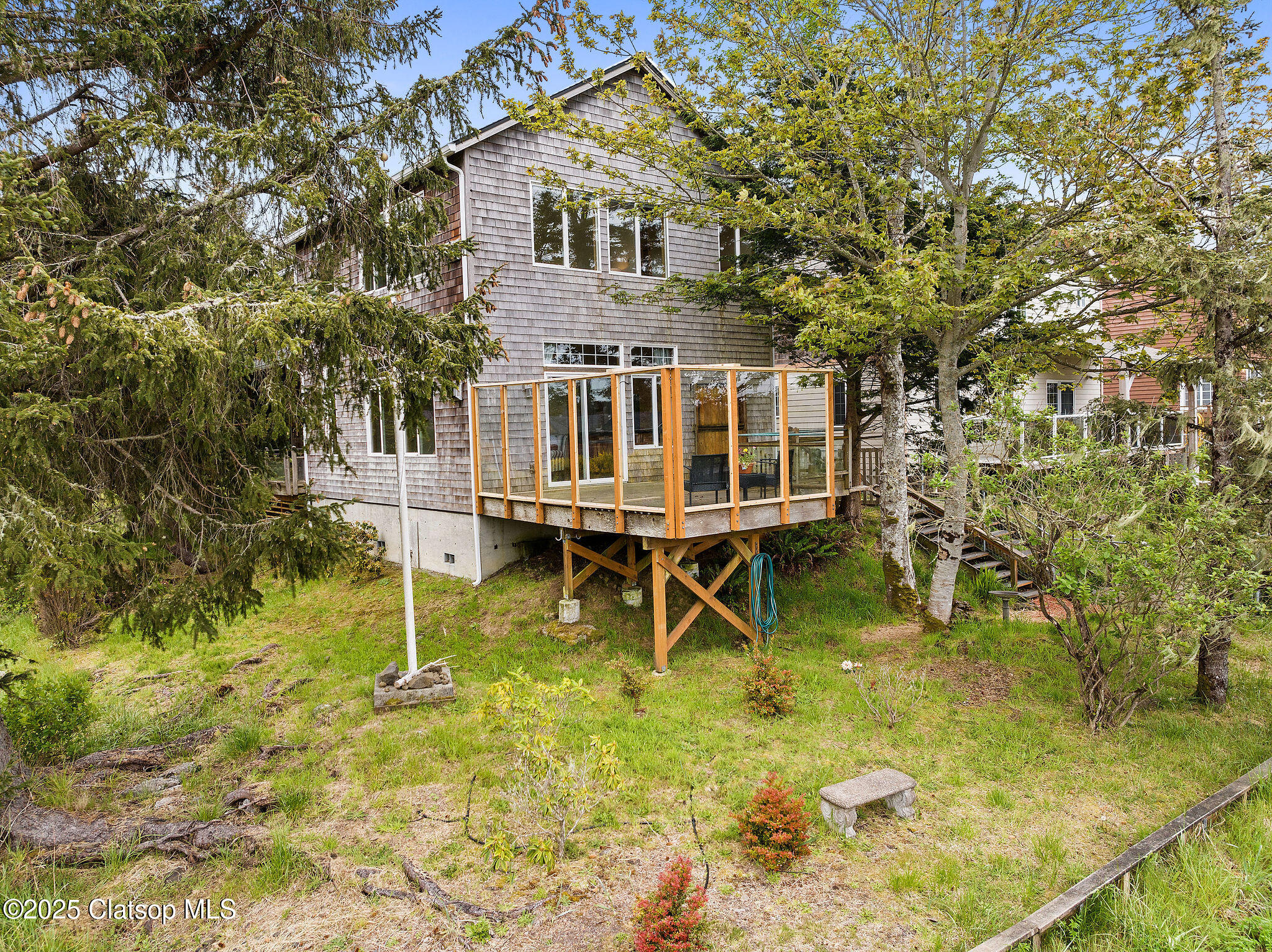1280 Queen Street Property Photo 30