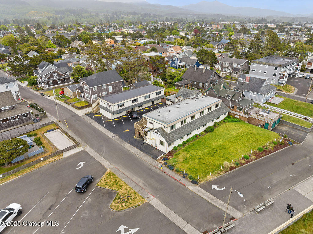 1022 N Prom Property Photo 1