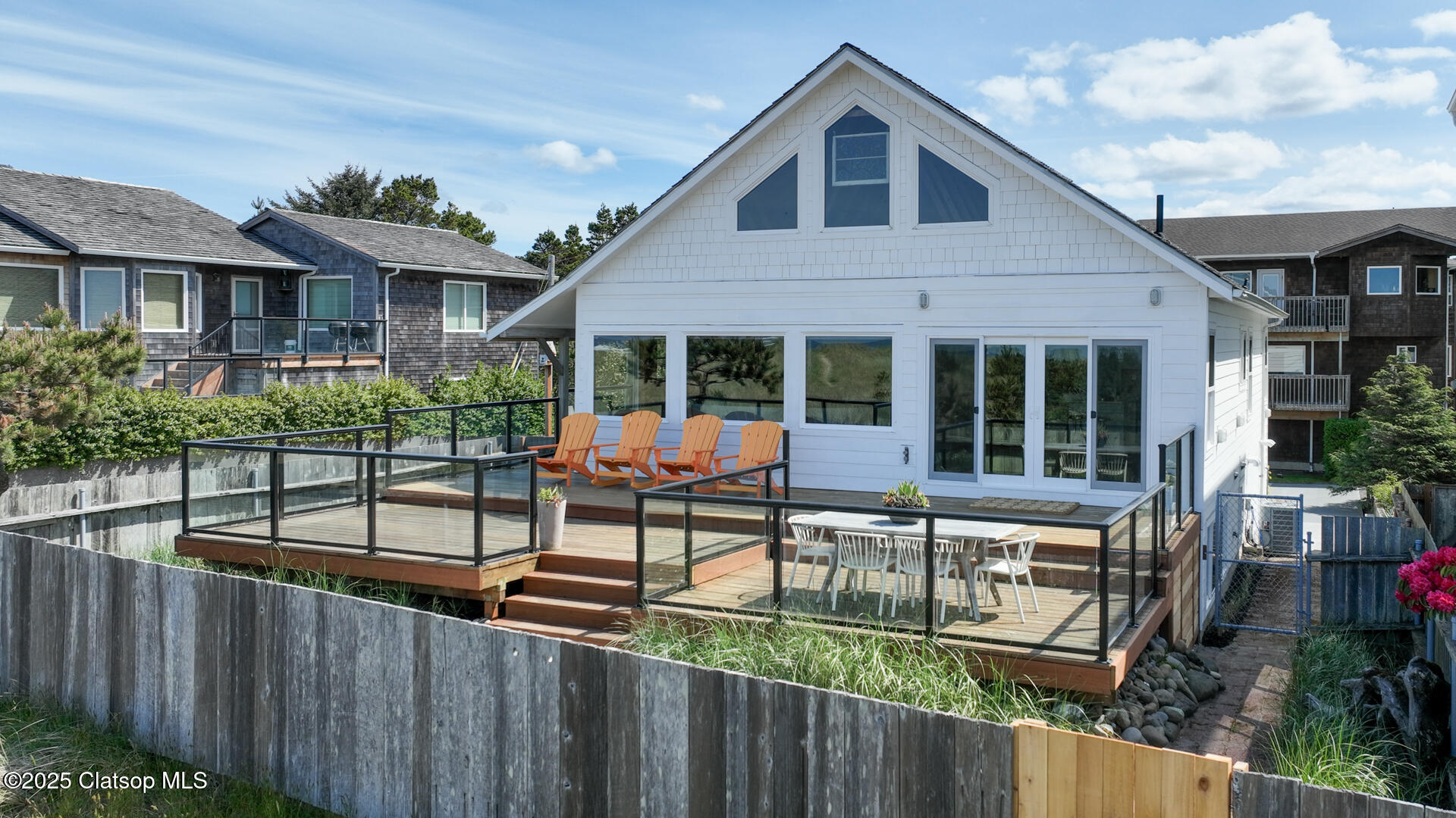 1209 N Prom Property Photo 2