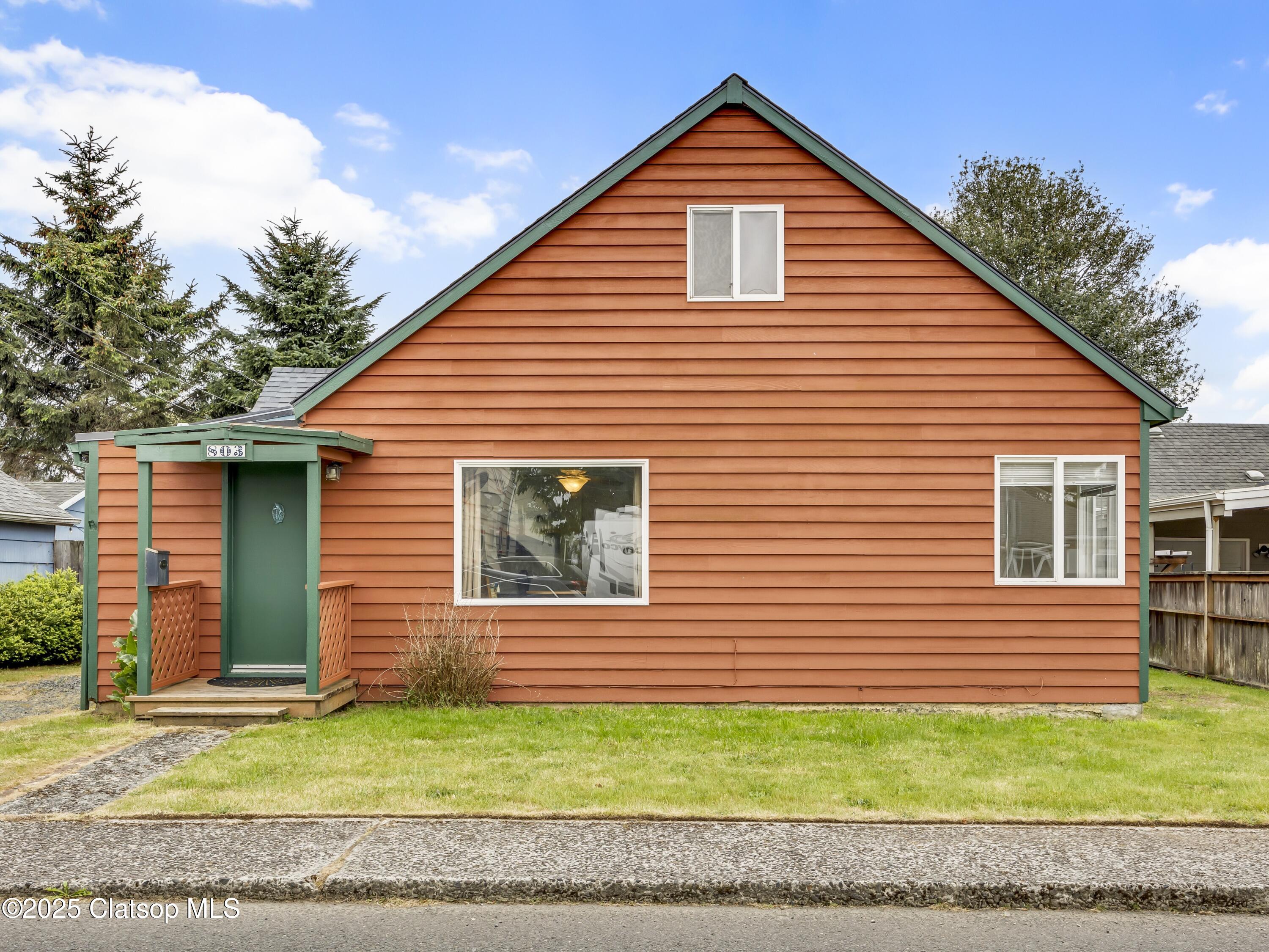 803 6th Avenue Property Photo 4