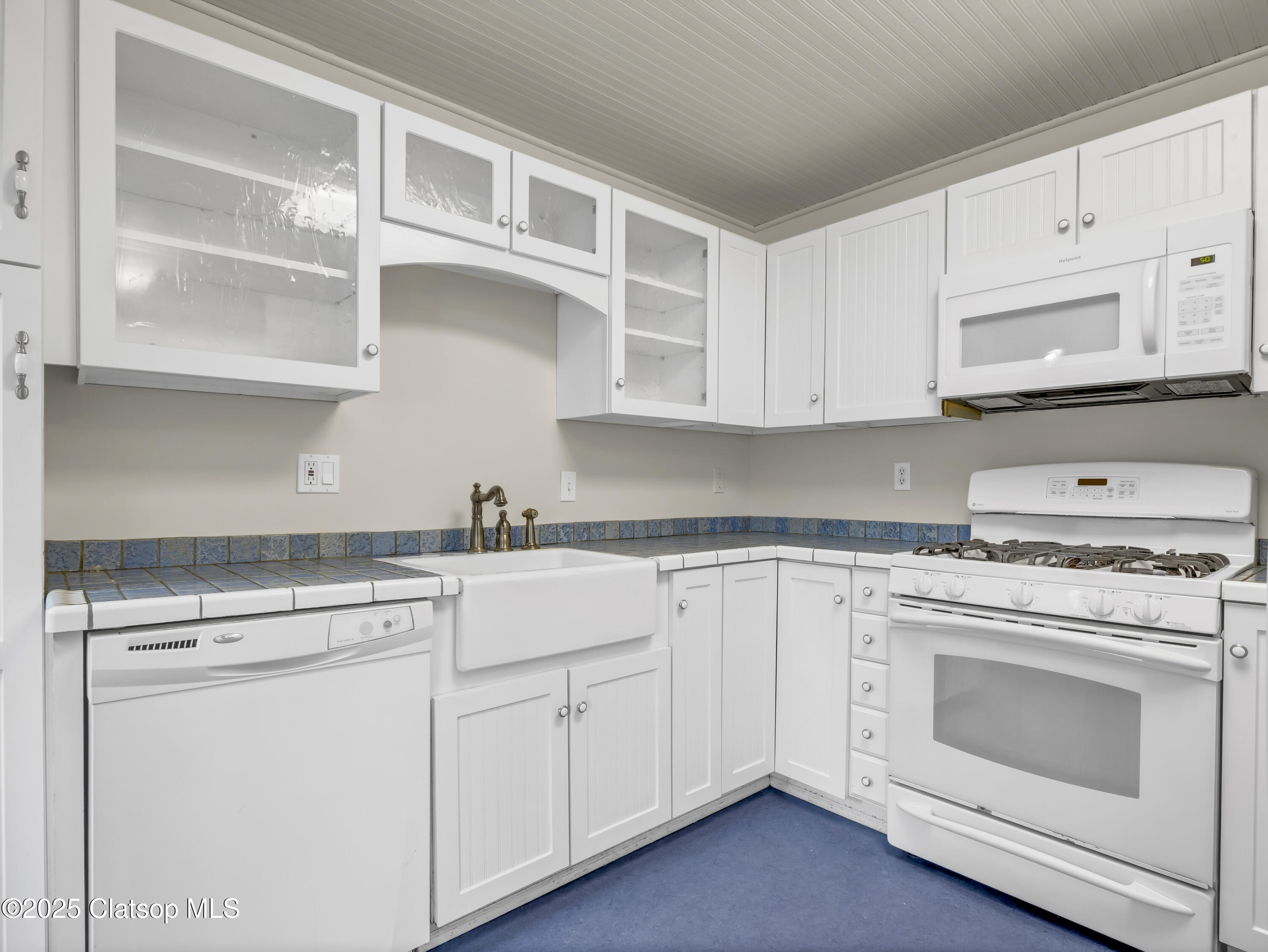 803 6th Avenue Property Photo 15