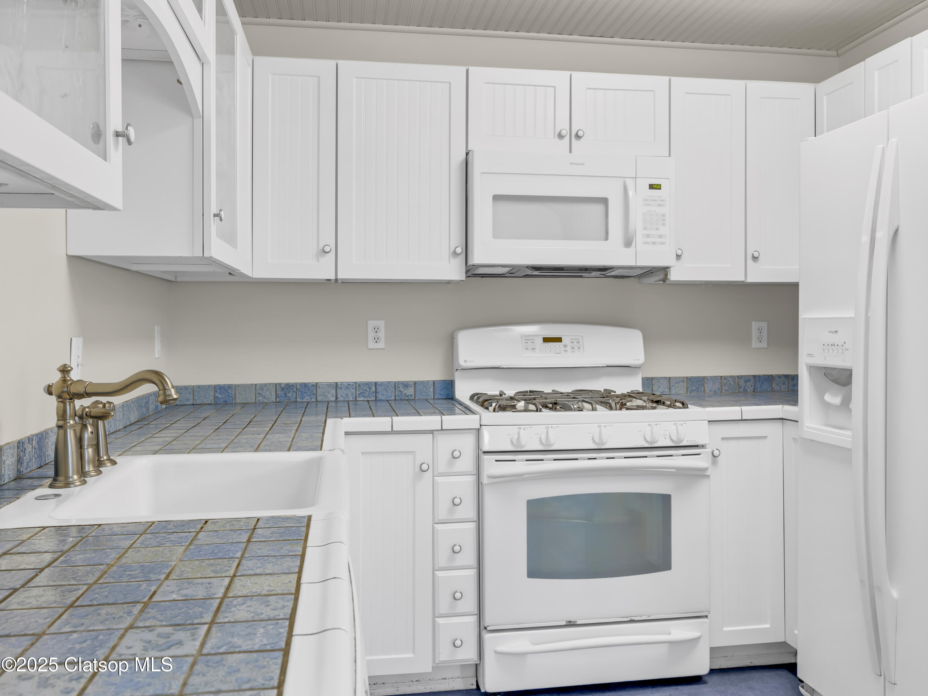 803 6th Avenue Property Photo 16