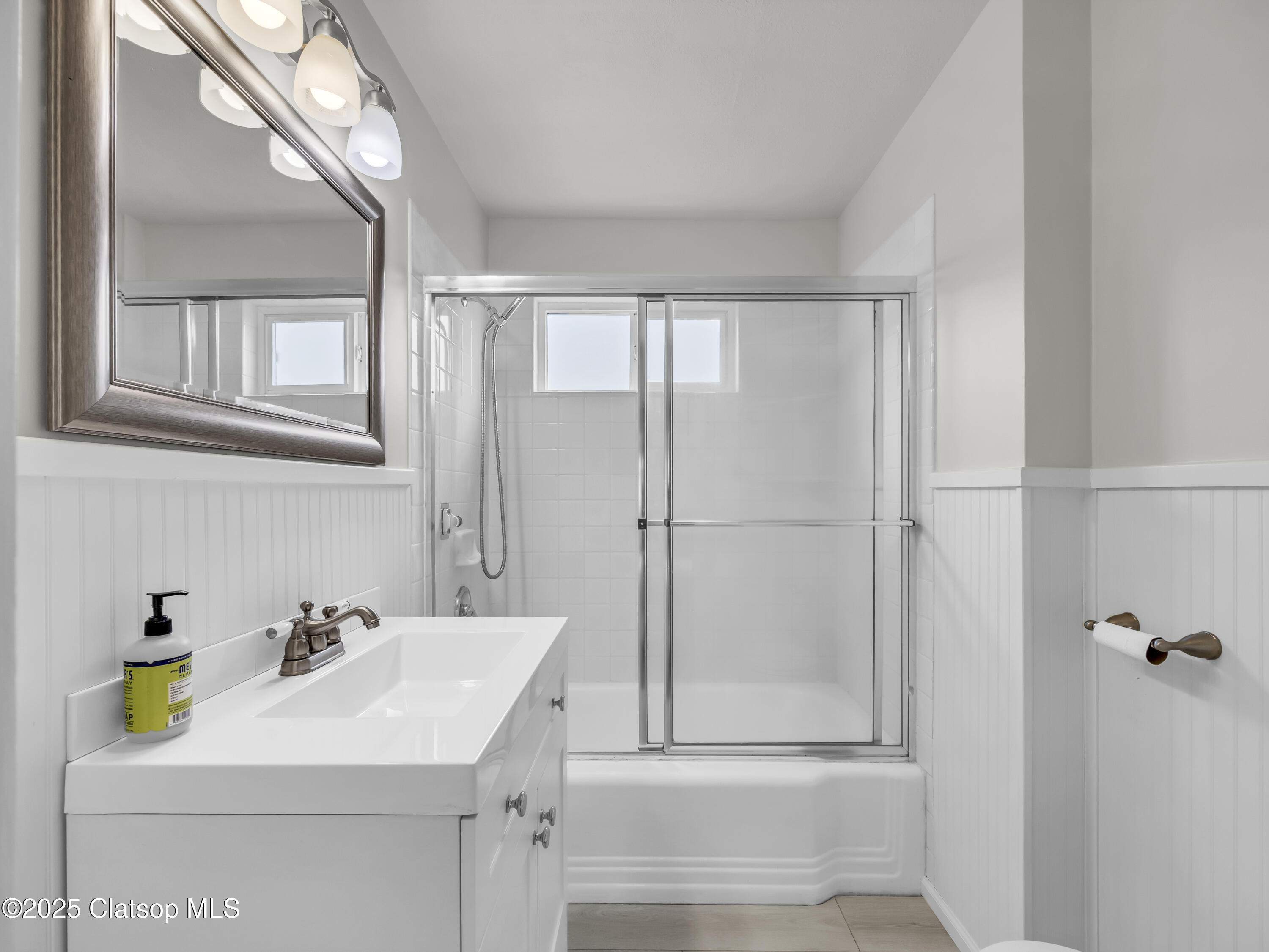 803 6th Avenue Property Photo 18
