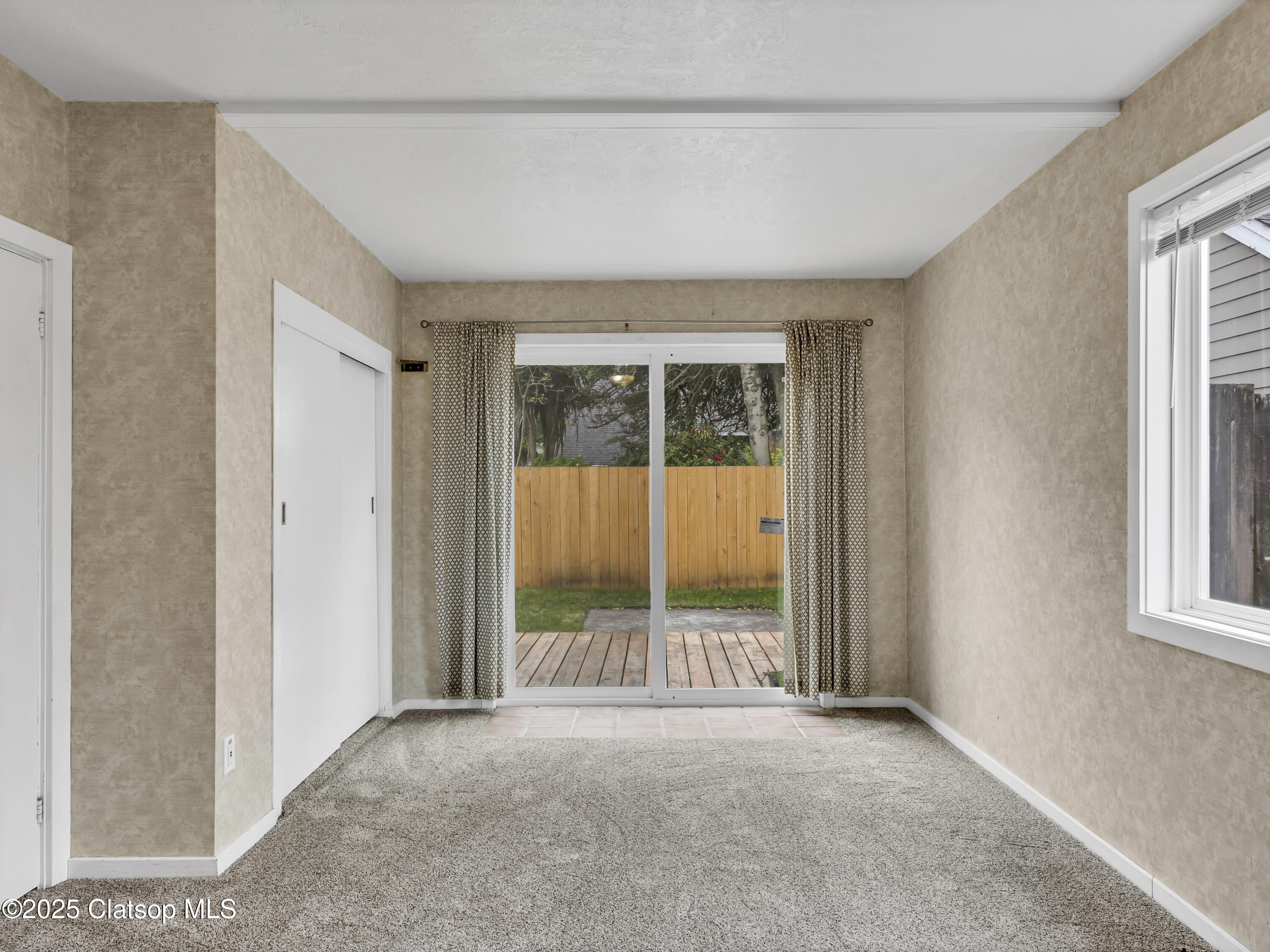 803 6th Avenue Property Photo 22