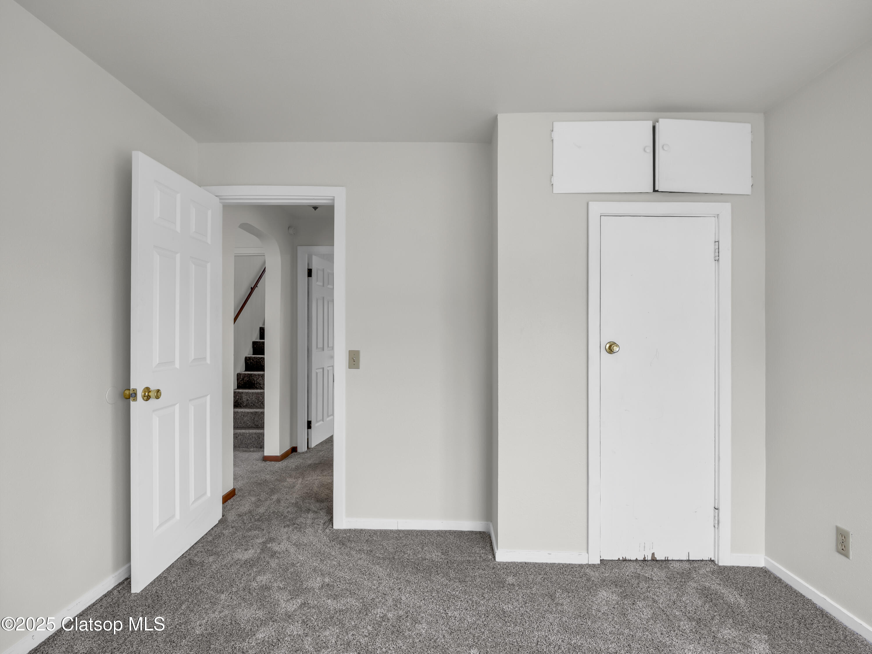 803 6th Avenue Property Photo 25