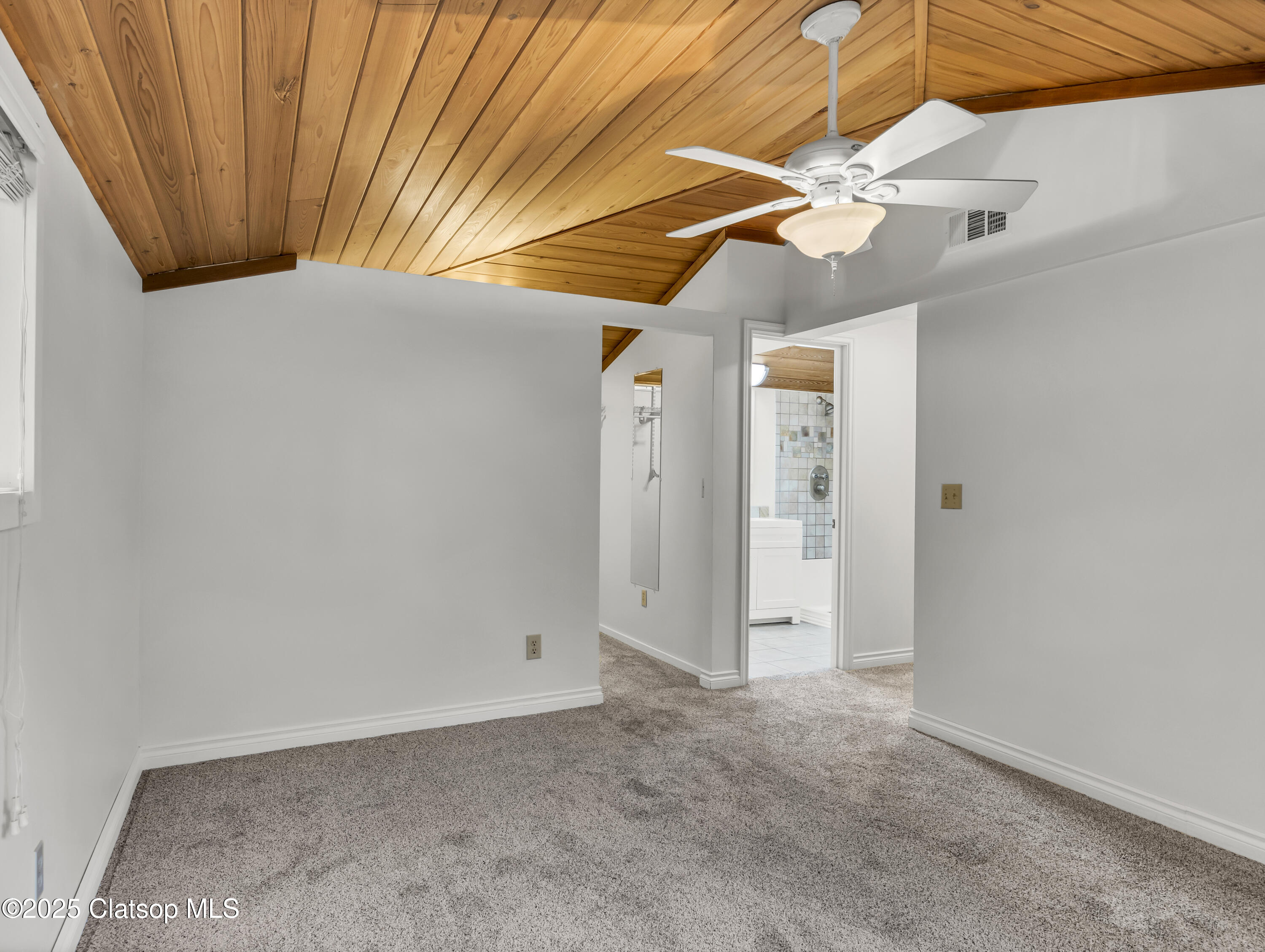 803 6th Avenue Property Photo 27