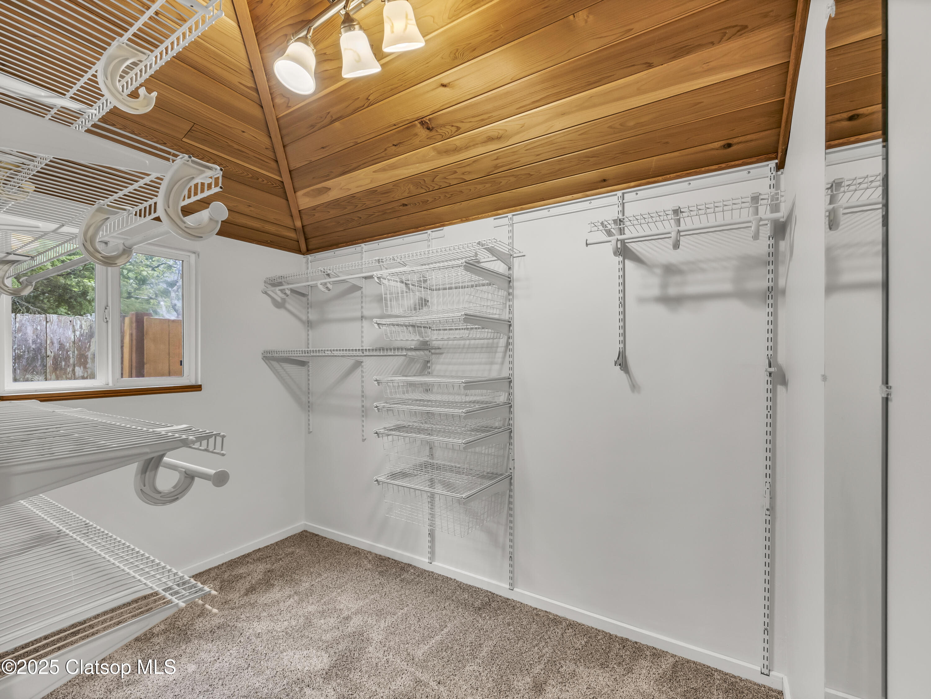 803 6th Avenue Property Photo 29