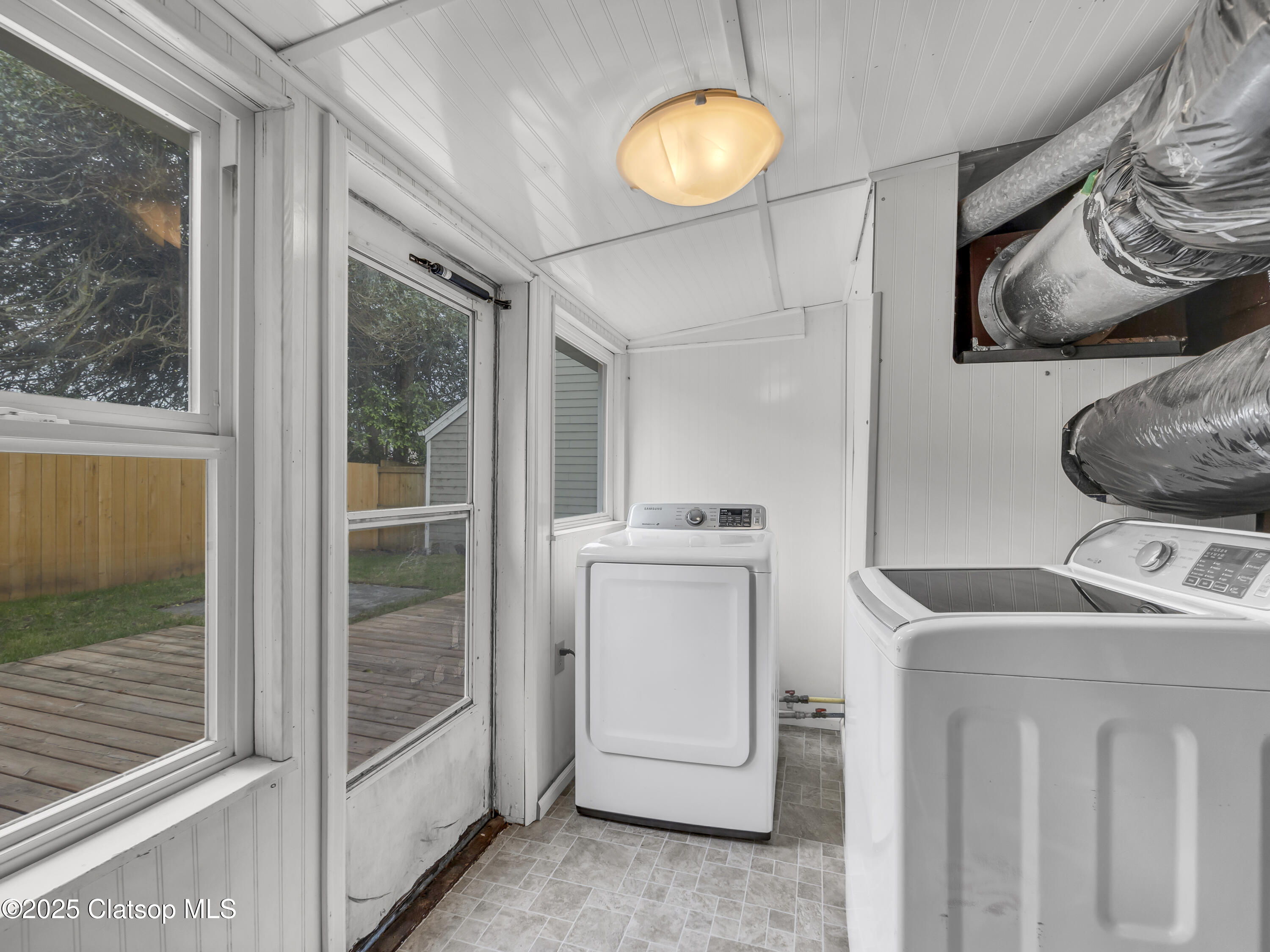 803 6th Avenue Property Photo 31