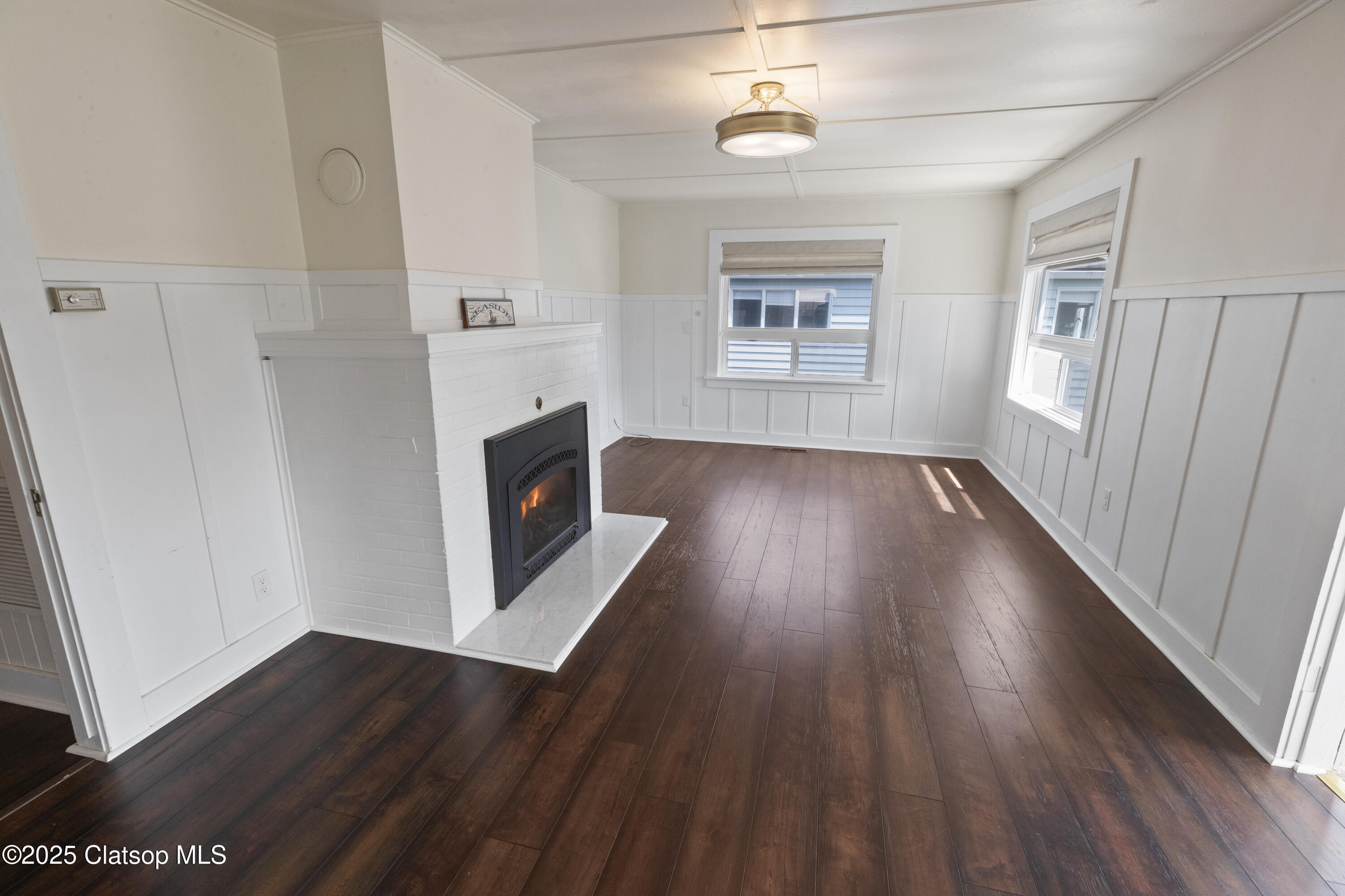 240 5th Avenue Property Photo 6