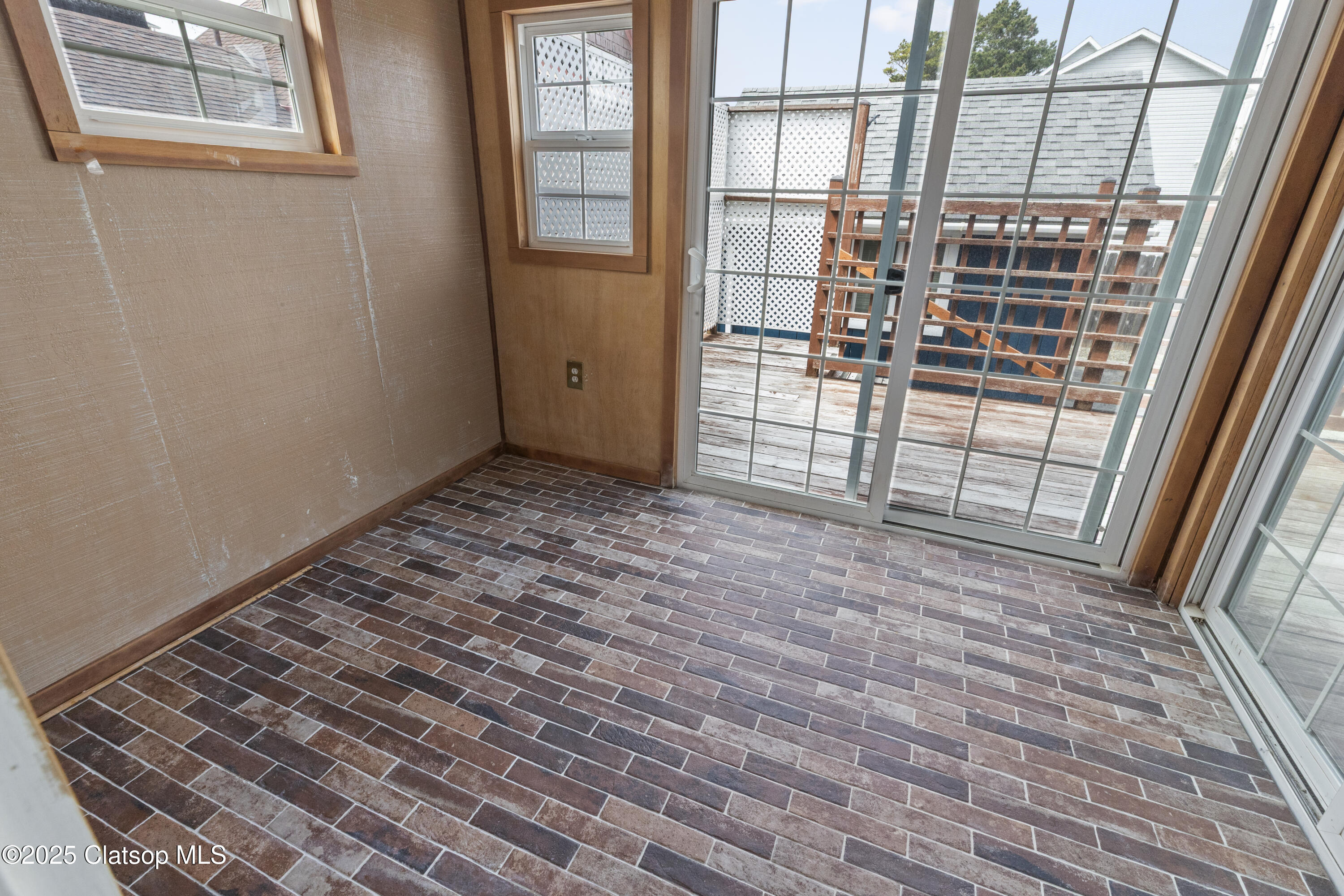 240 5th Avenue Property Photo 30