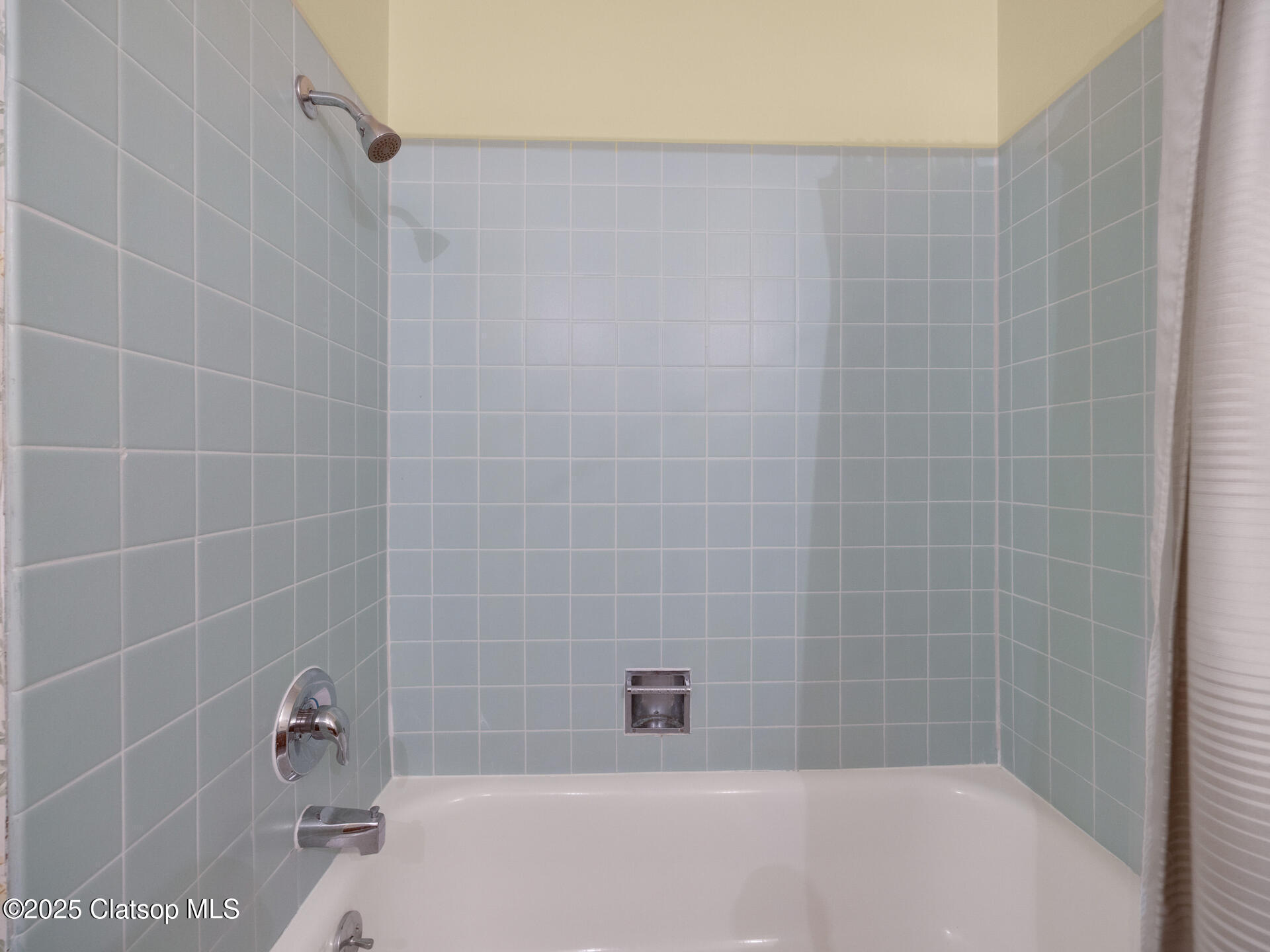 1238 N Marion Property Photo 10