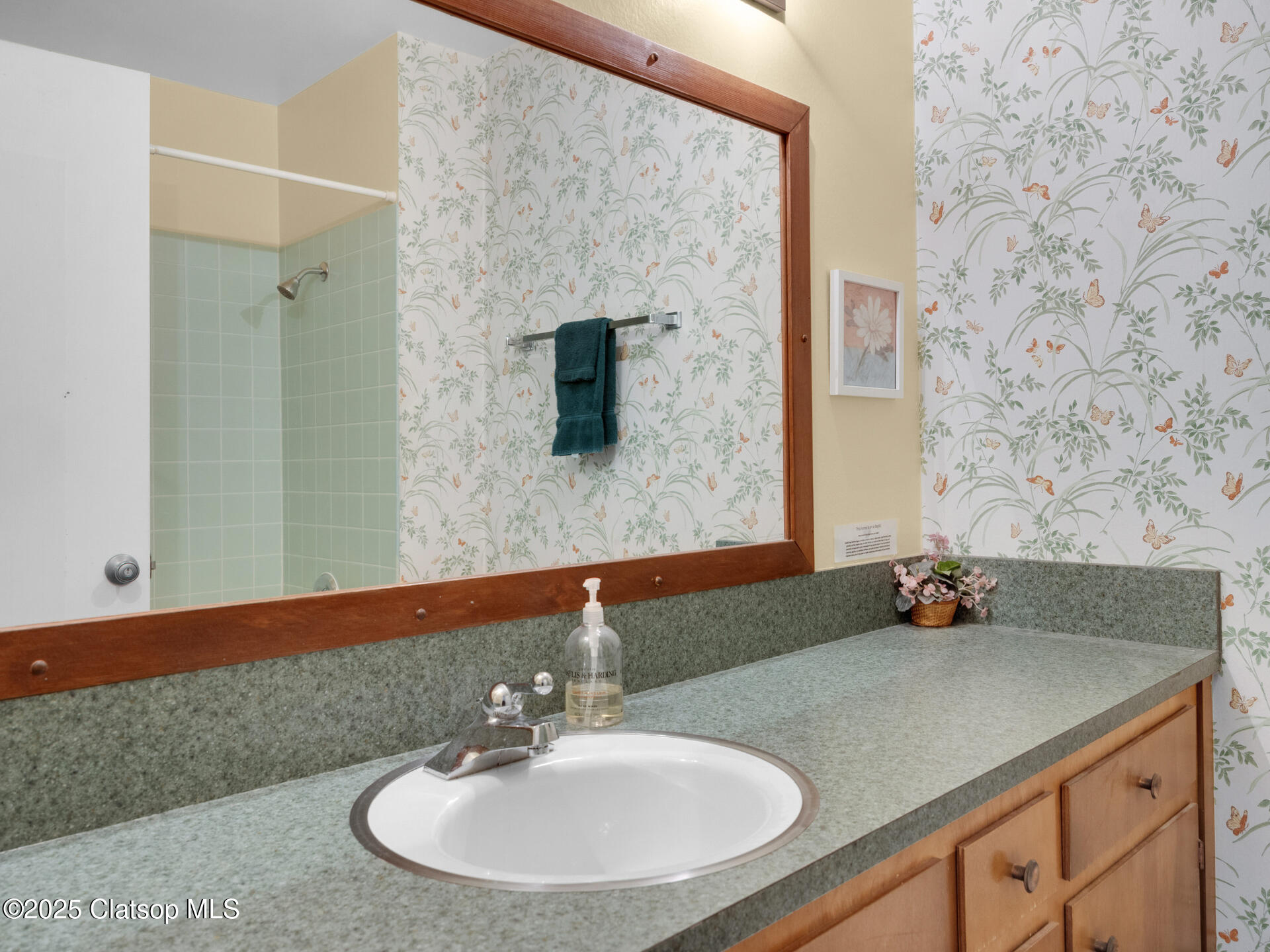 1238 N Marion Property Photo 12