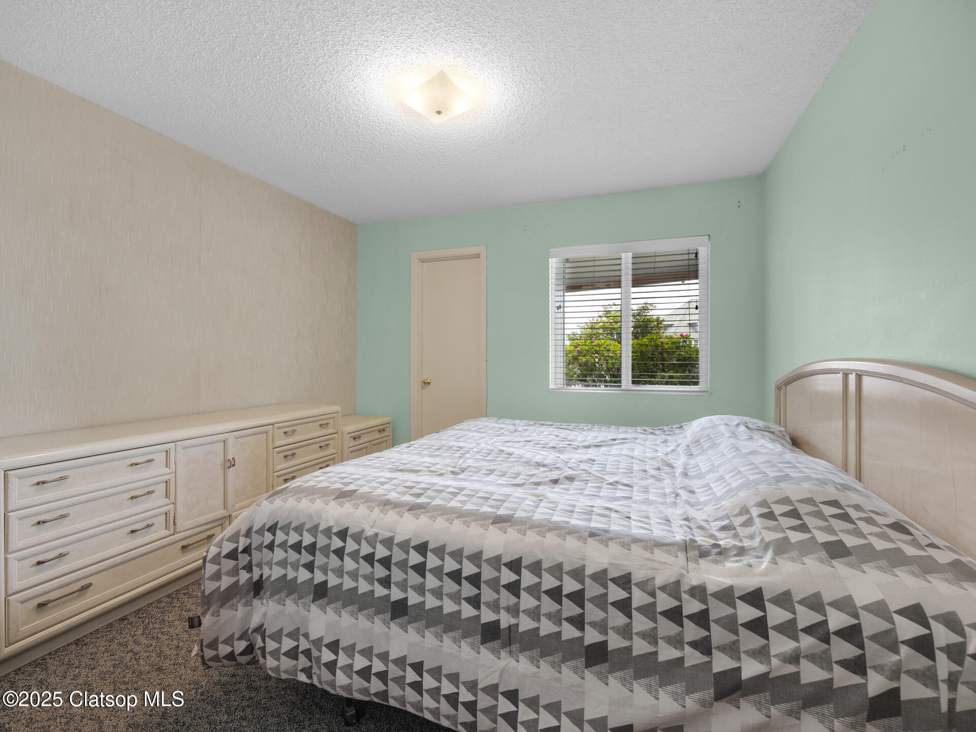 1238 N Marion Property Photo 13