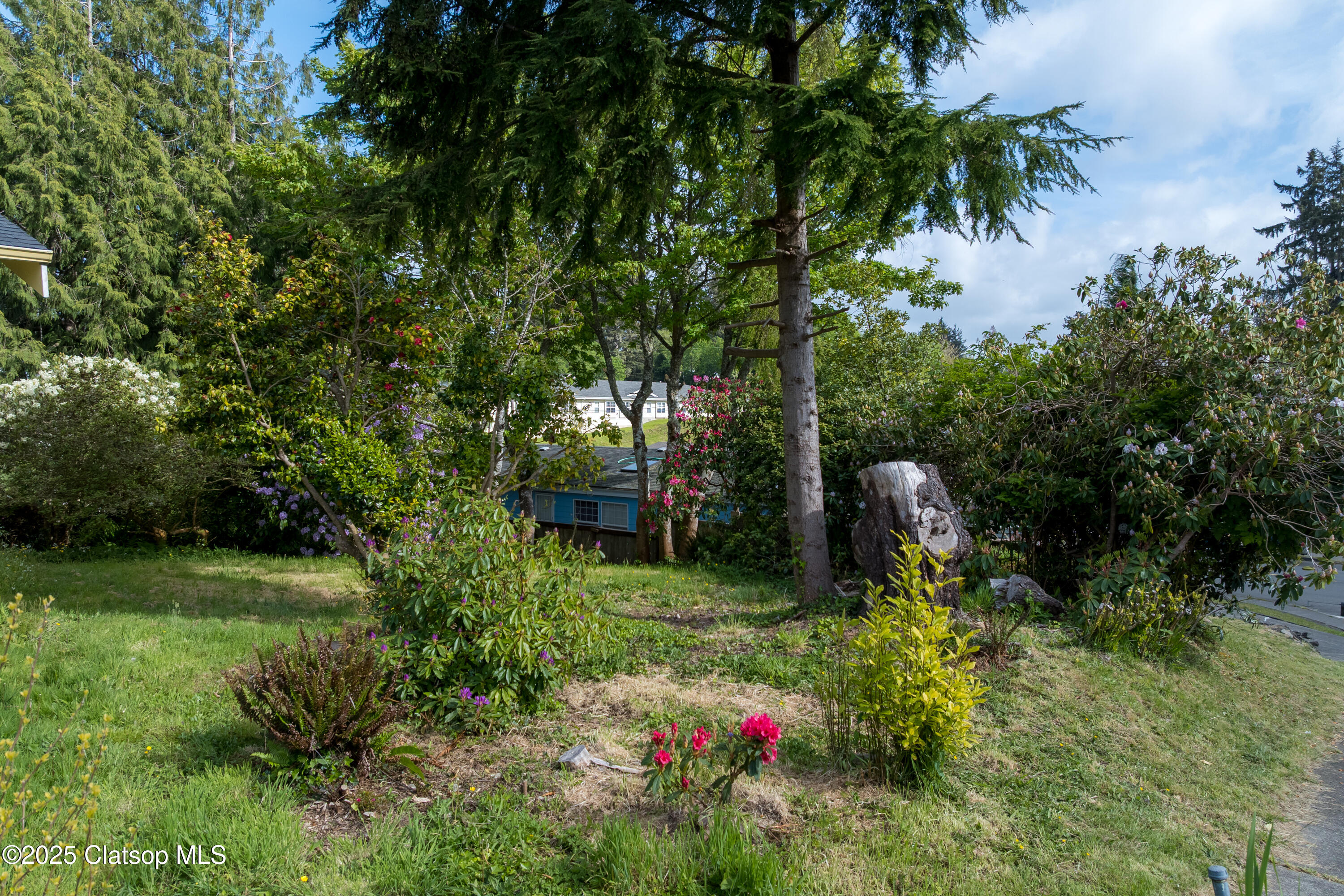 V/l 1476 8th Street Property Photo 10