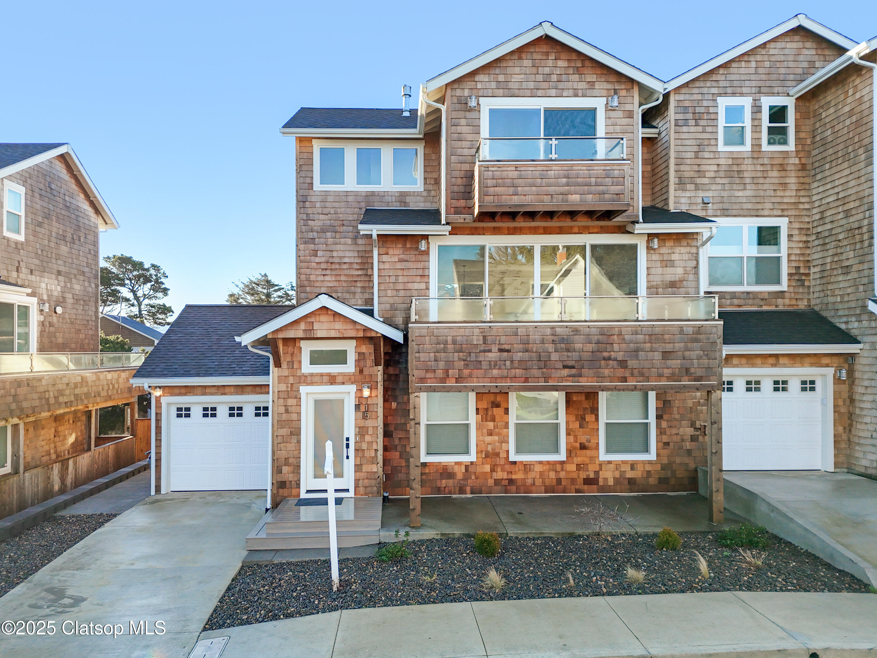 15 Avenue I Property Photo 2