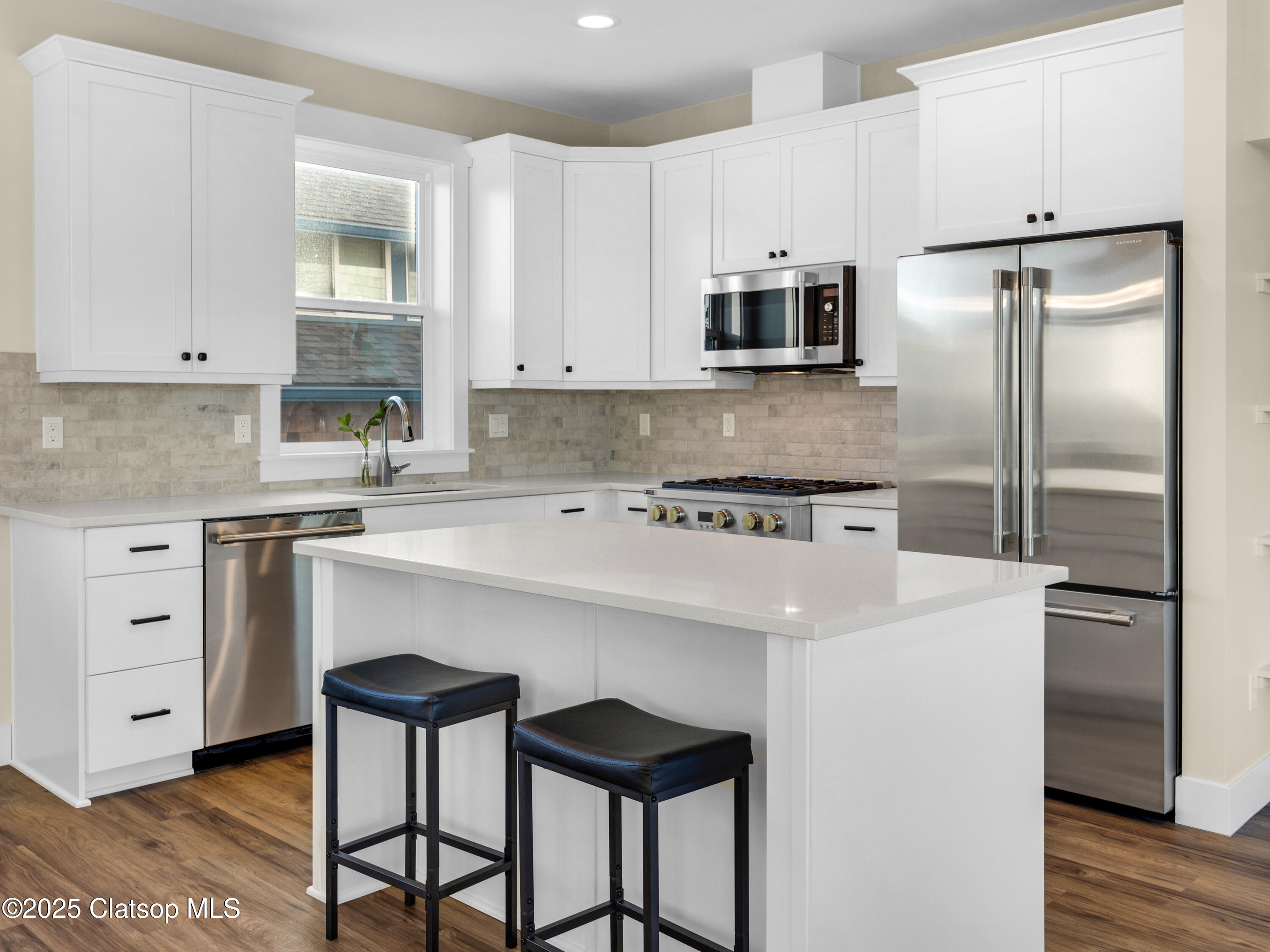 15 Avenue I Property Photo 11