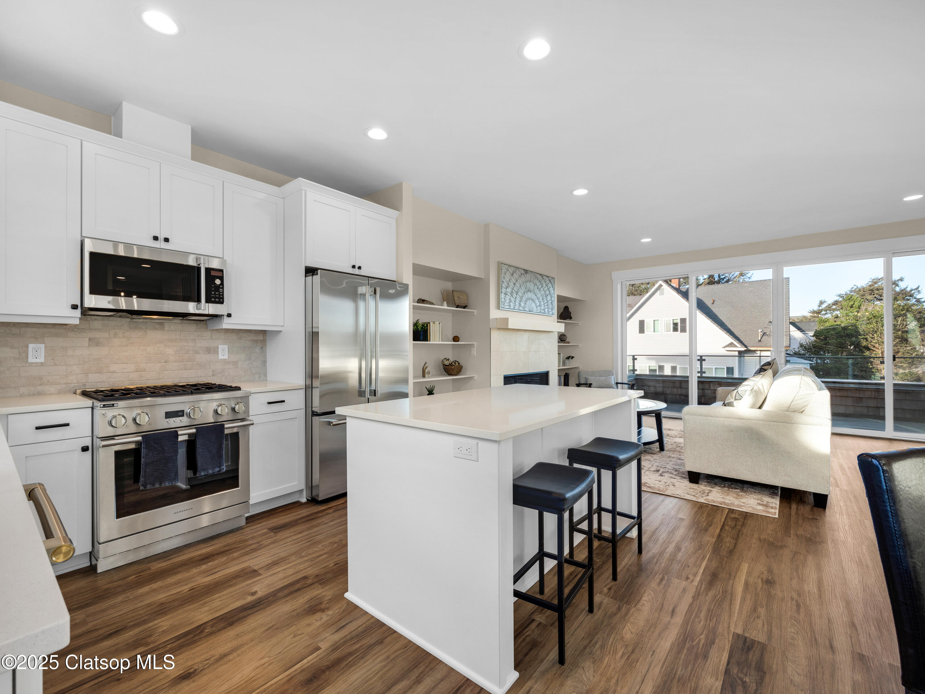 15 Avenue I Property Photo 13