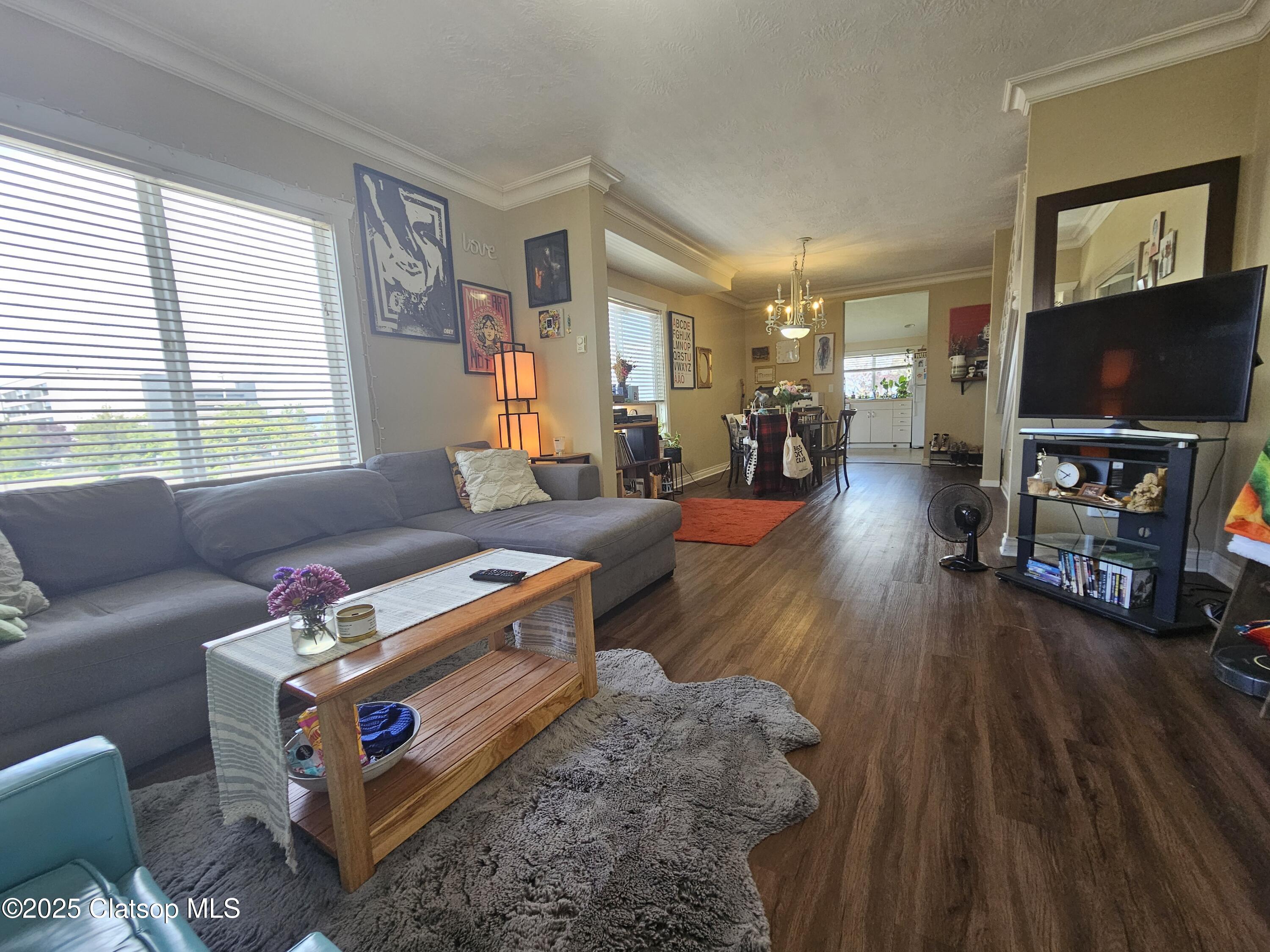 110 2nd Street Property Photo 9