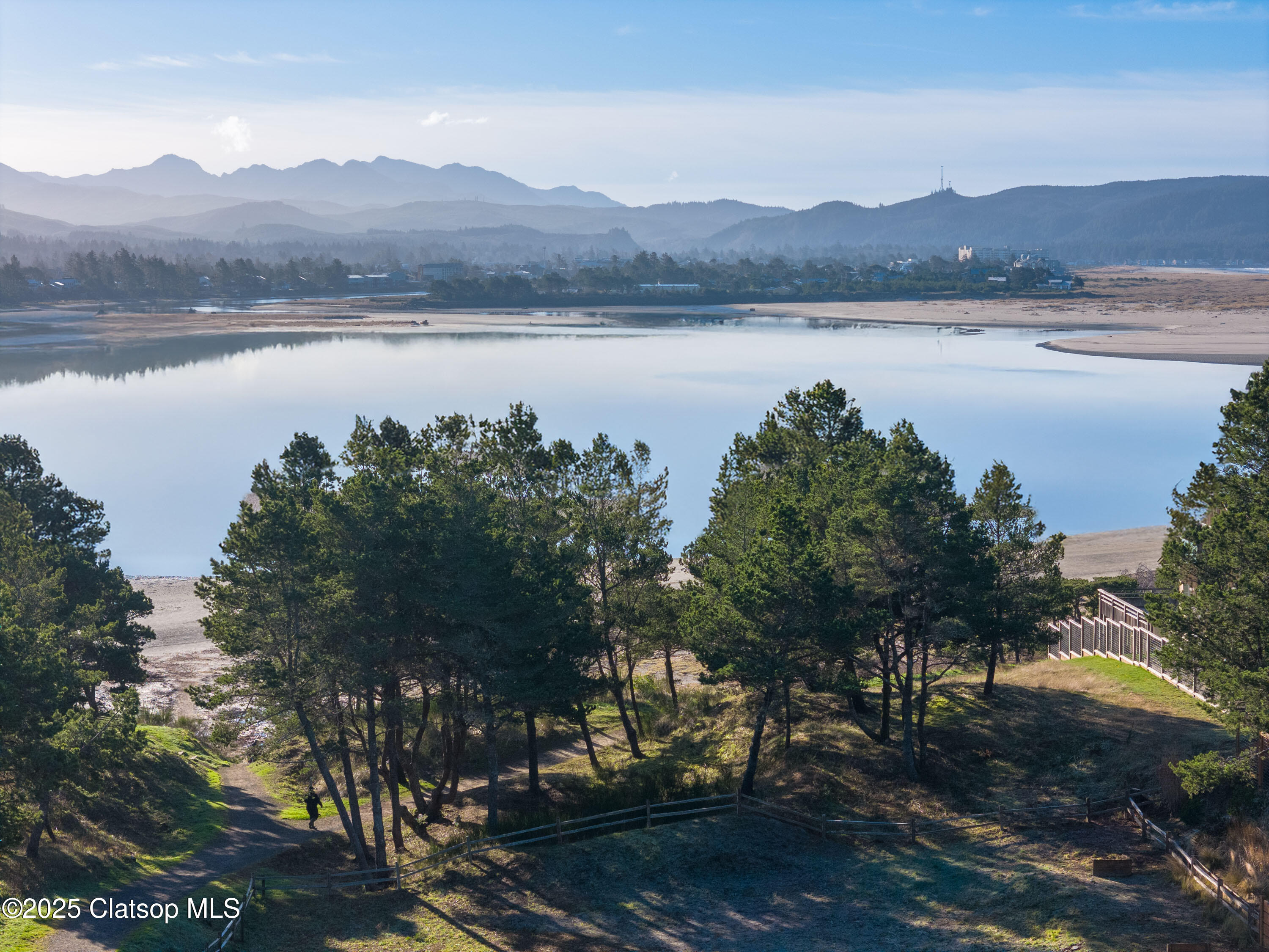 Wellington Avenue Property Photo 4