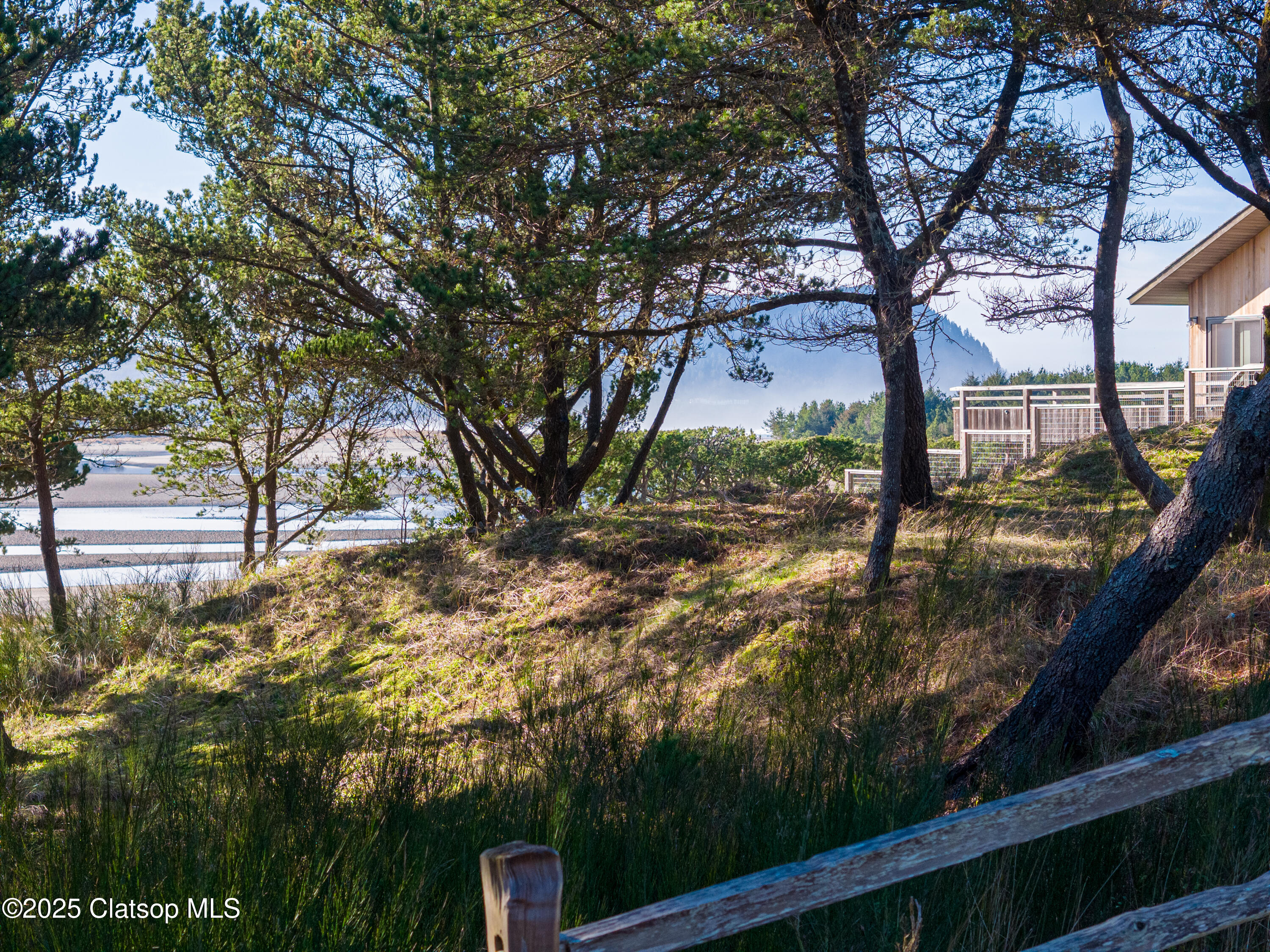 Wellington Avenue Property Photo 8