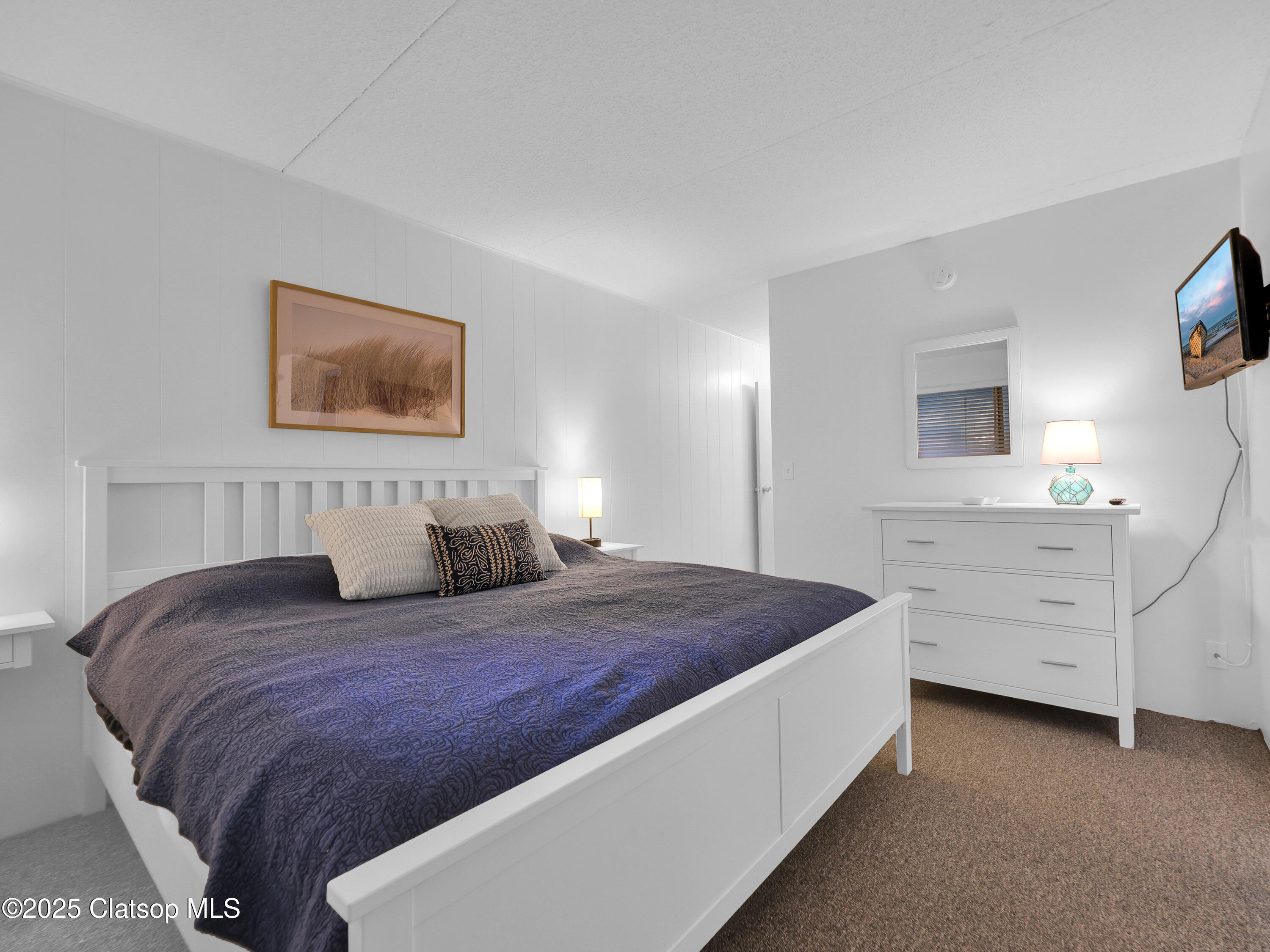 1146 N Gearhart House Condo Property Photo 13
