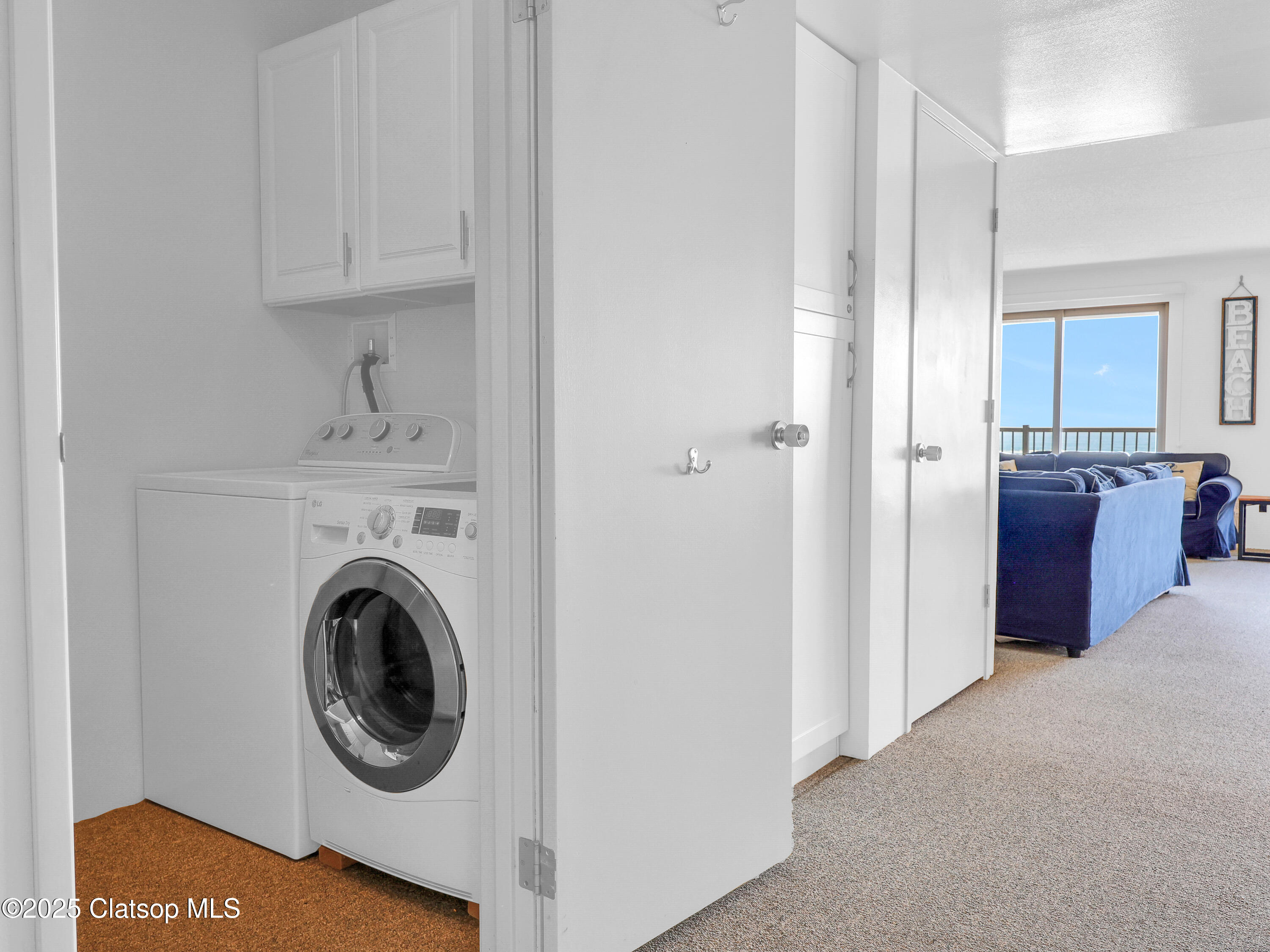 1146 N Gearhart House Condo Property Photo 17