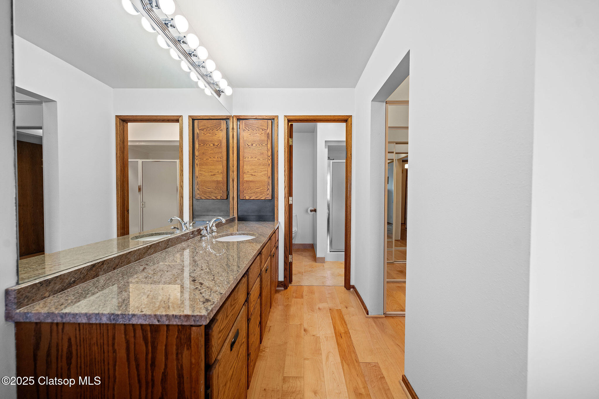 765 5th Avenue Property Photo 24