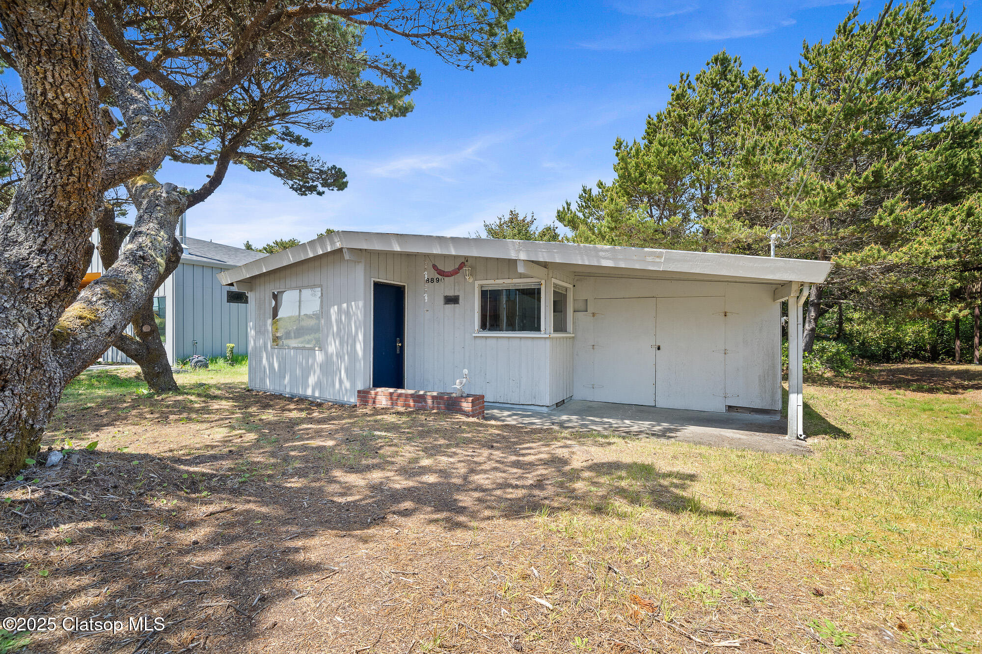 8890 Ocean Crest Lane Property Photo 1