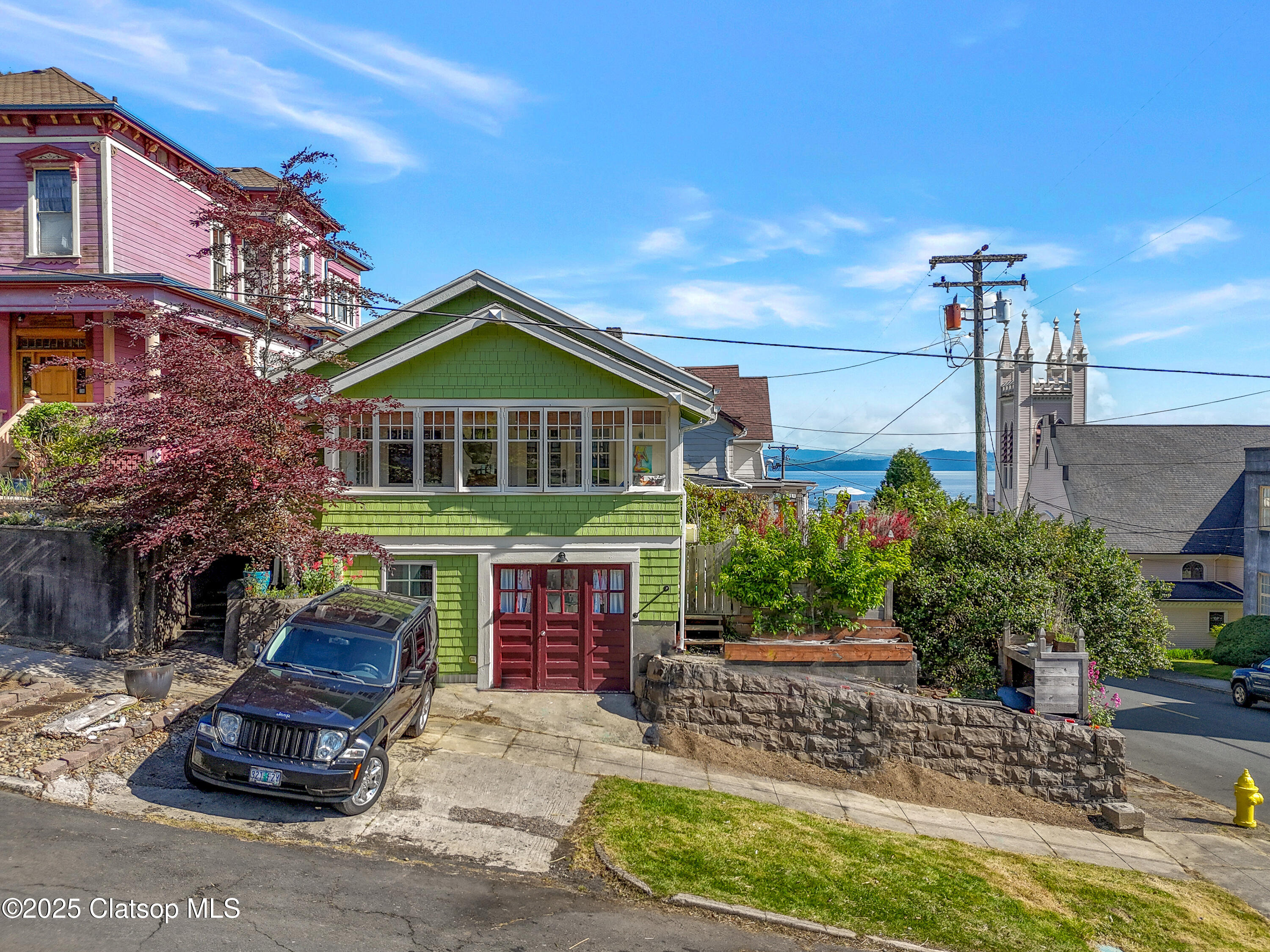 1078 Harrison Avenue Property Photo 2