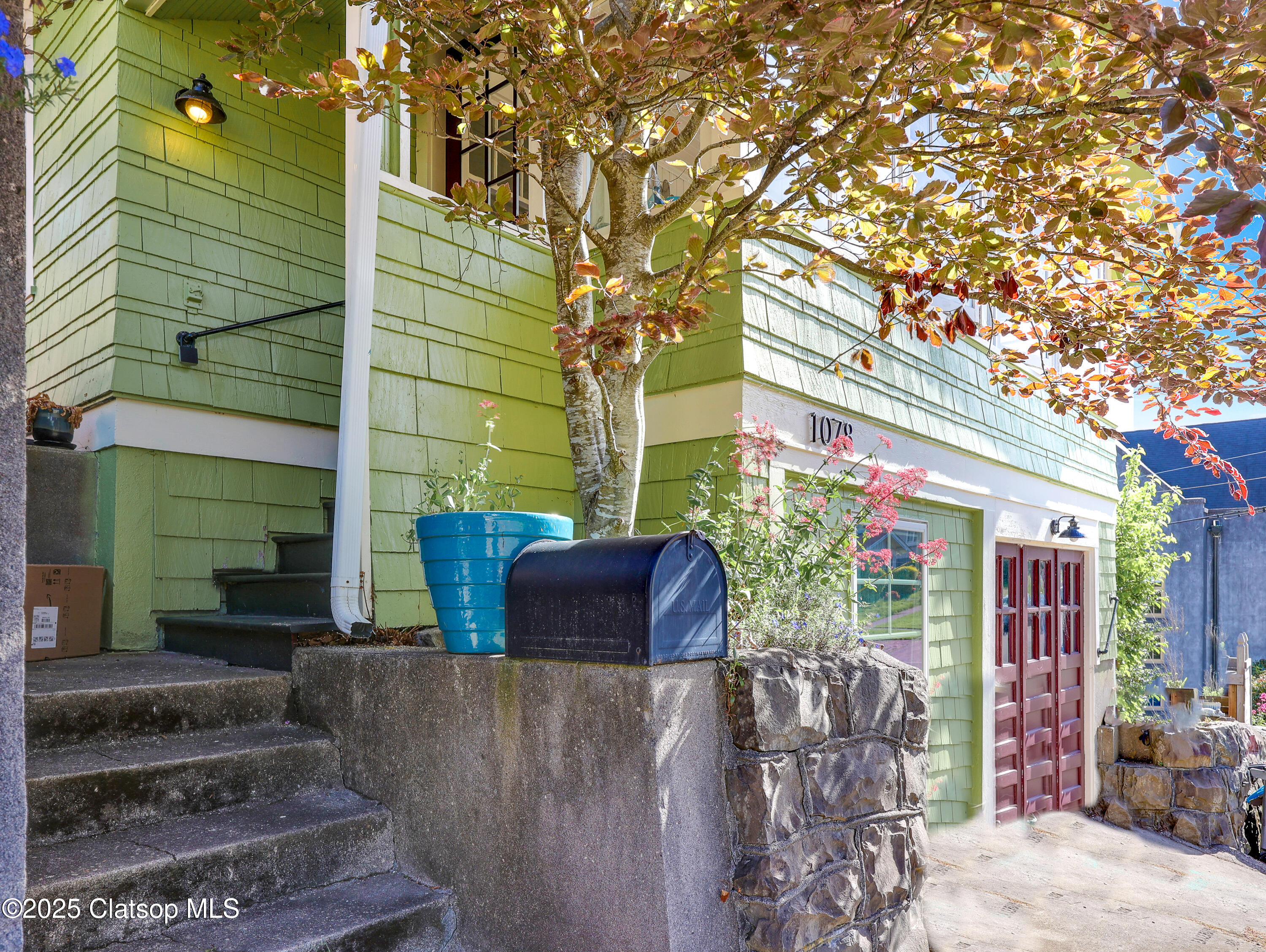 1078 Harrison Avenue Property Photo 4