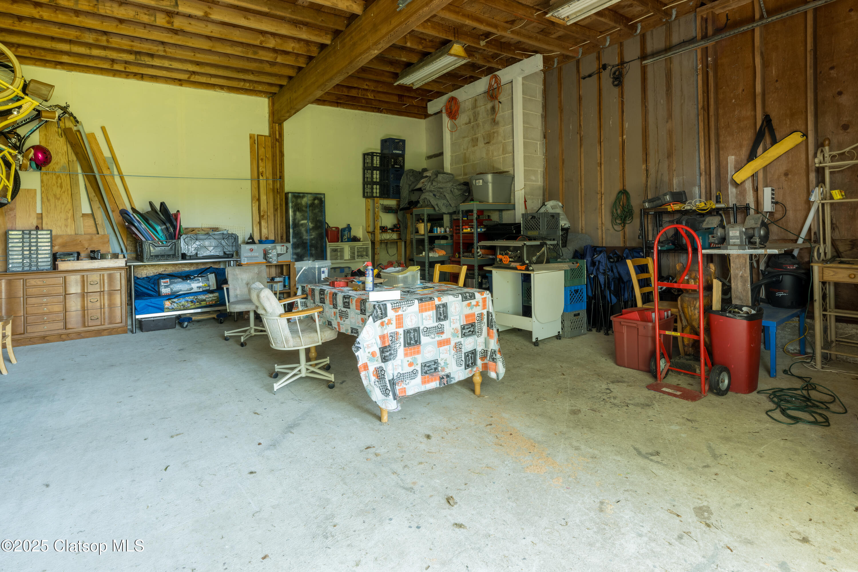 90431 Lewis Road Property Photo 16