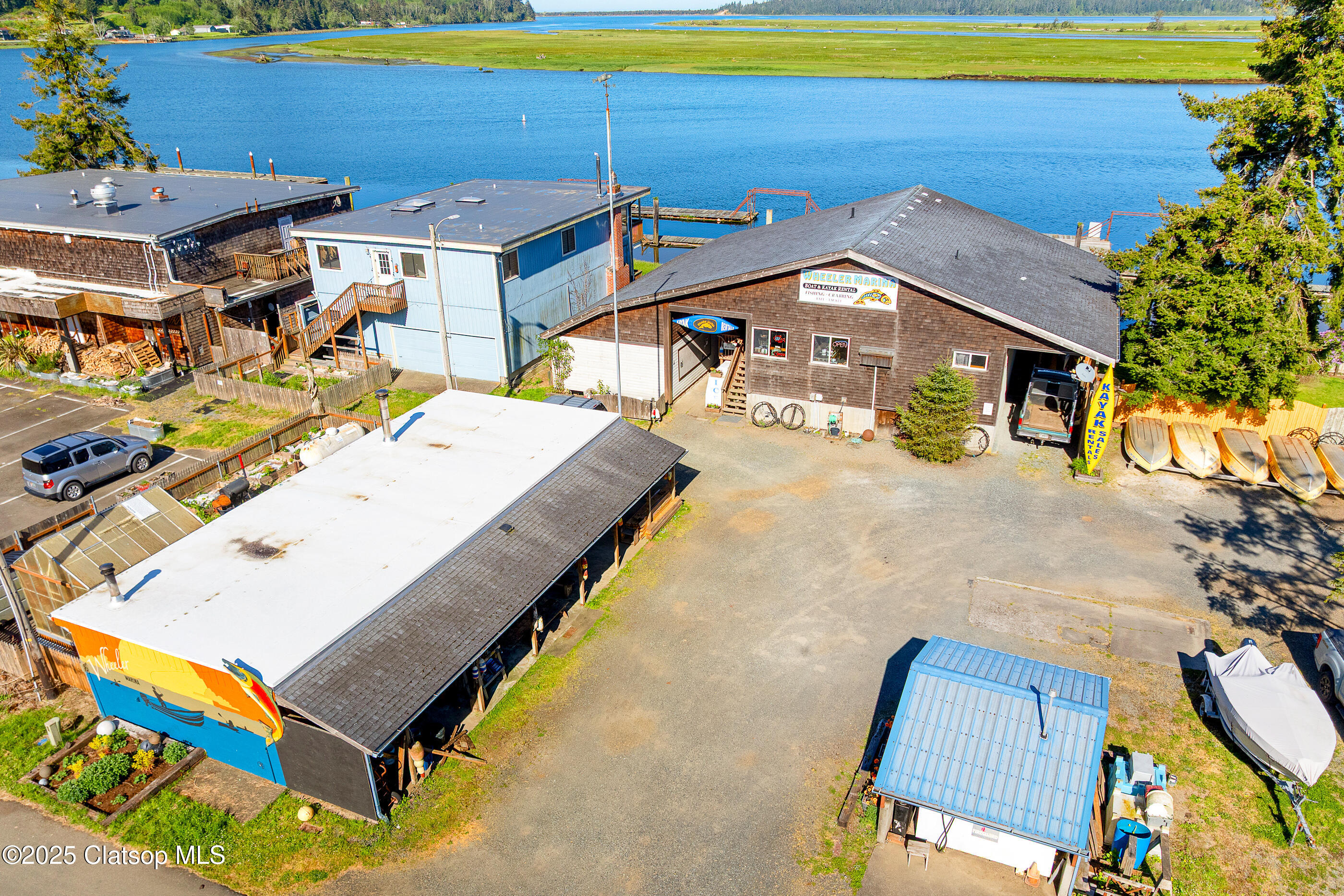 278 Marine Drive Property Photo 4