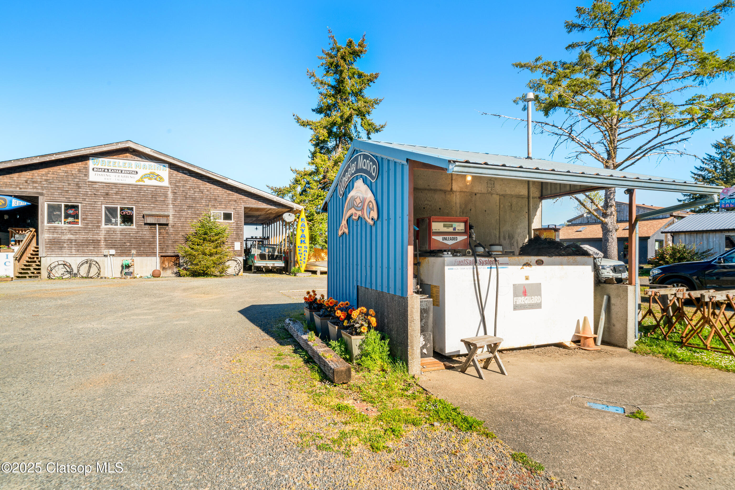 278 Marine Drive Property Photo 6