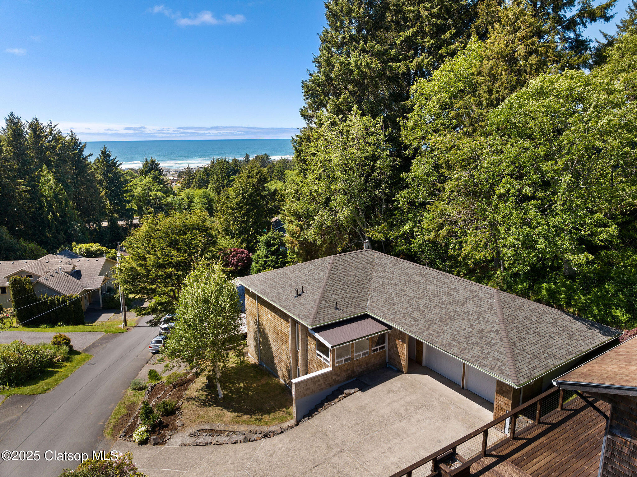 368 Sunset Boulevard Property Photo 2