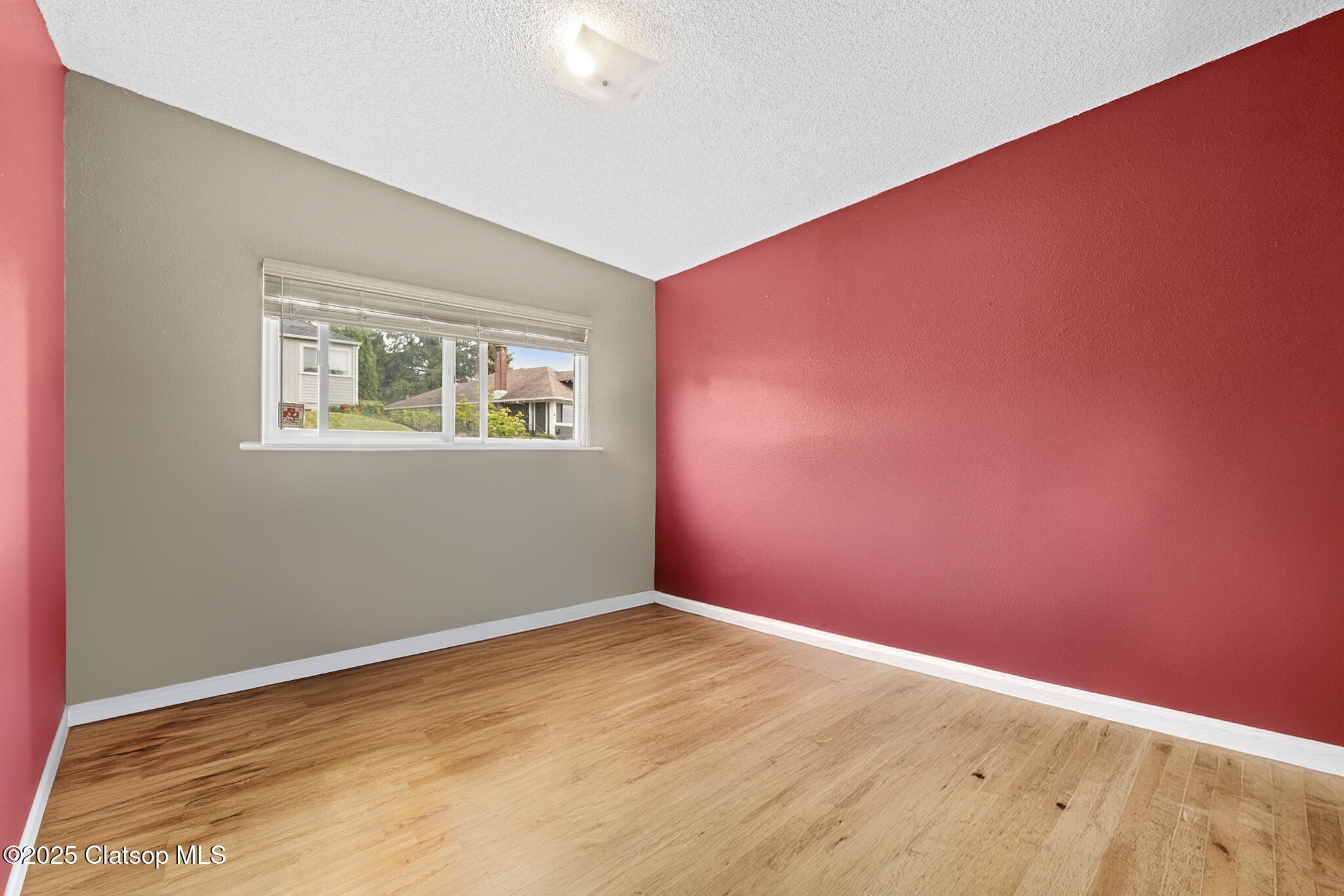 404 Chinook Avenue Property Photo 24