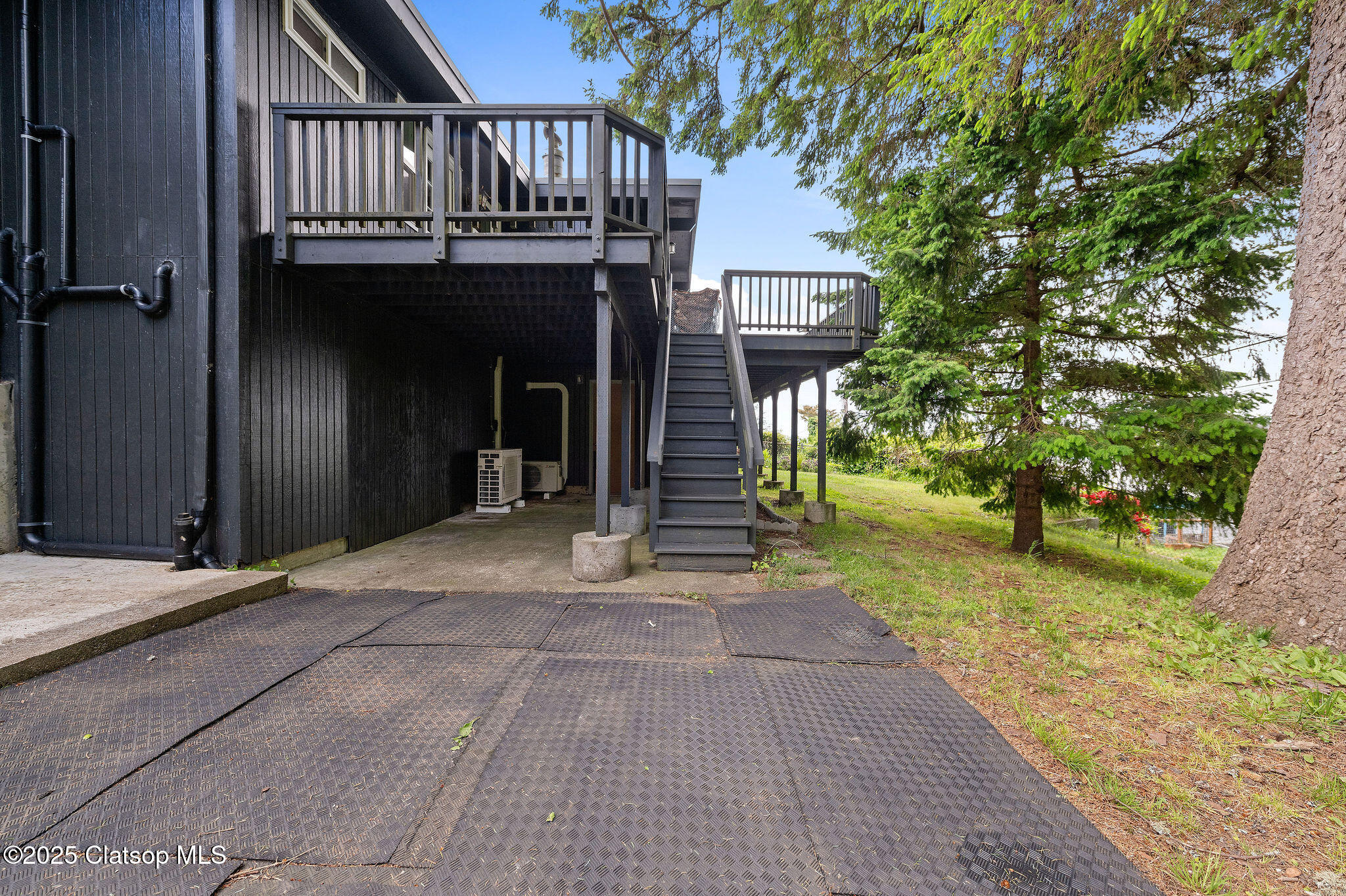 404 Chinook Avenue Property Photo 42