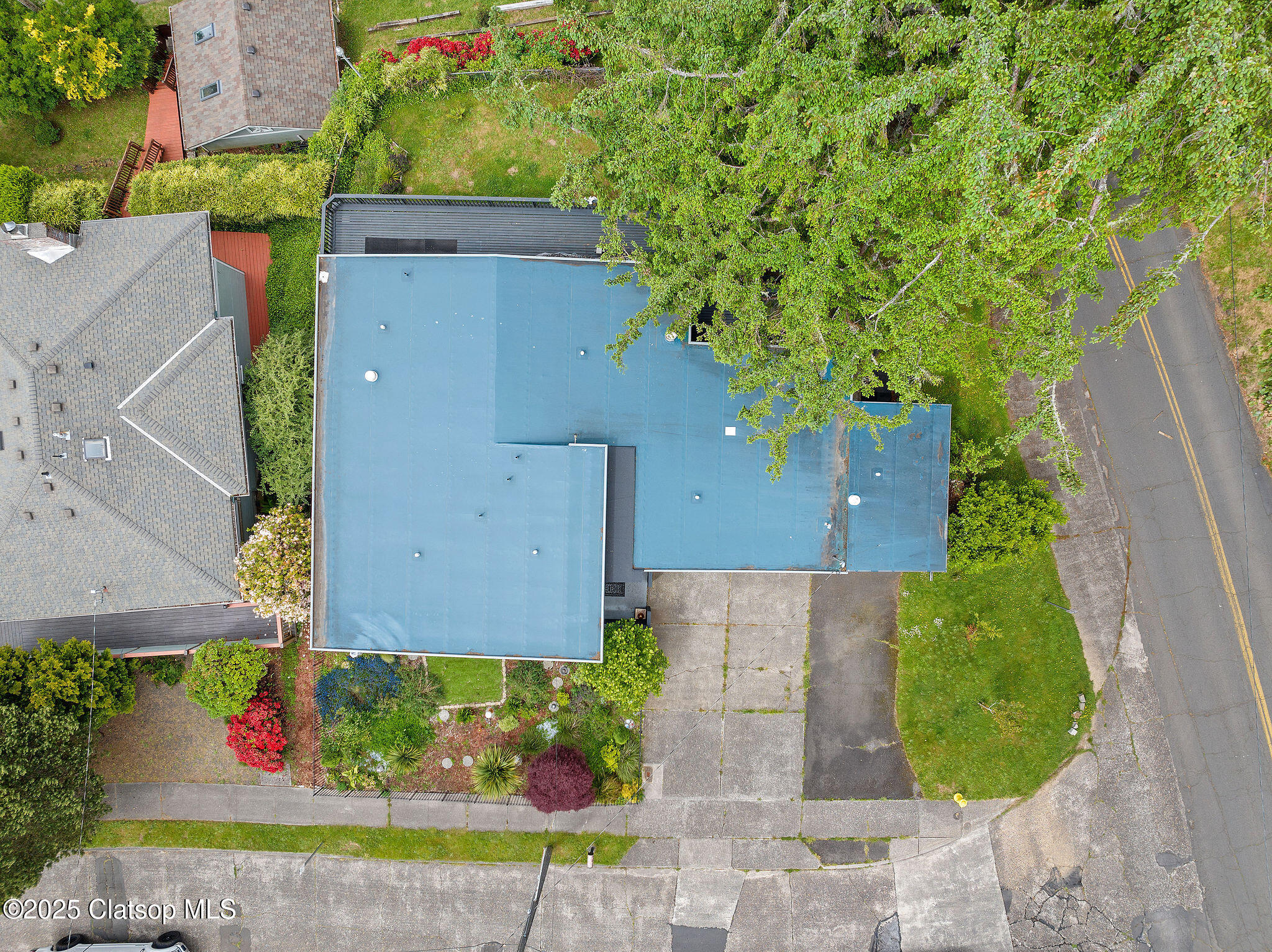 404 Chinook Avenue Property Photo 44