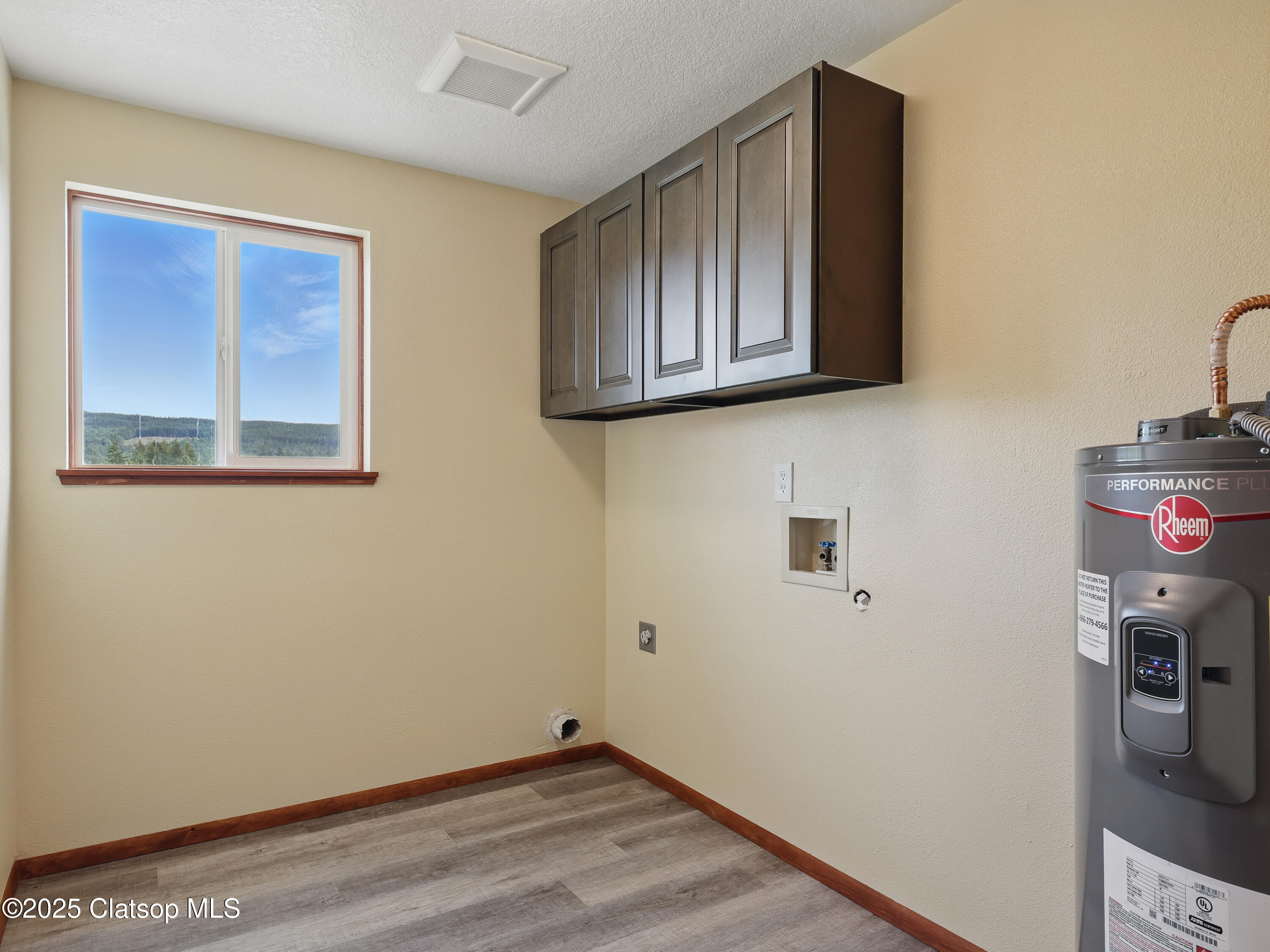 41390 Rolling Stones Lane Property Photo 24
