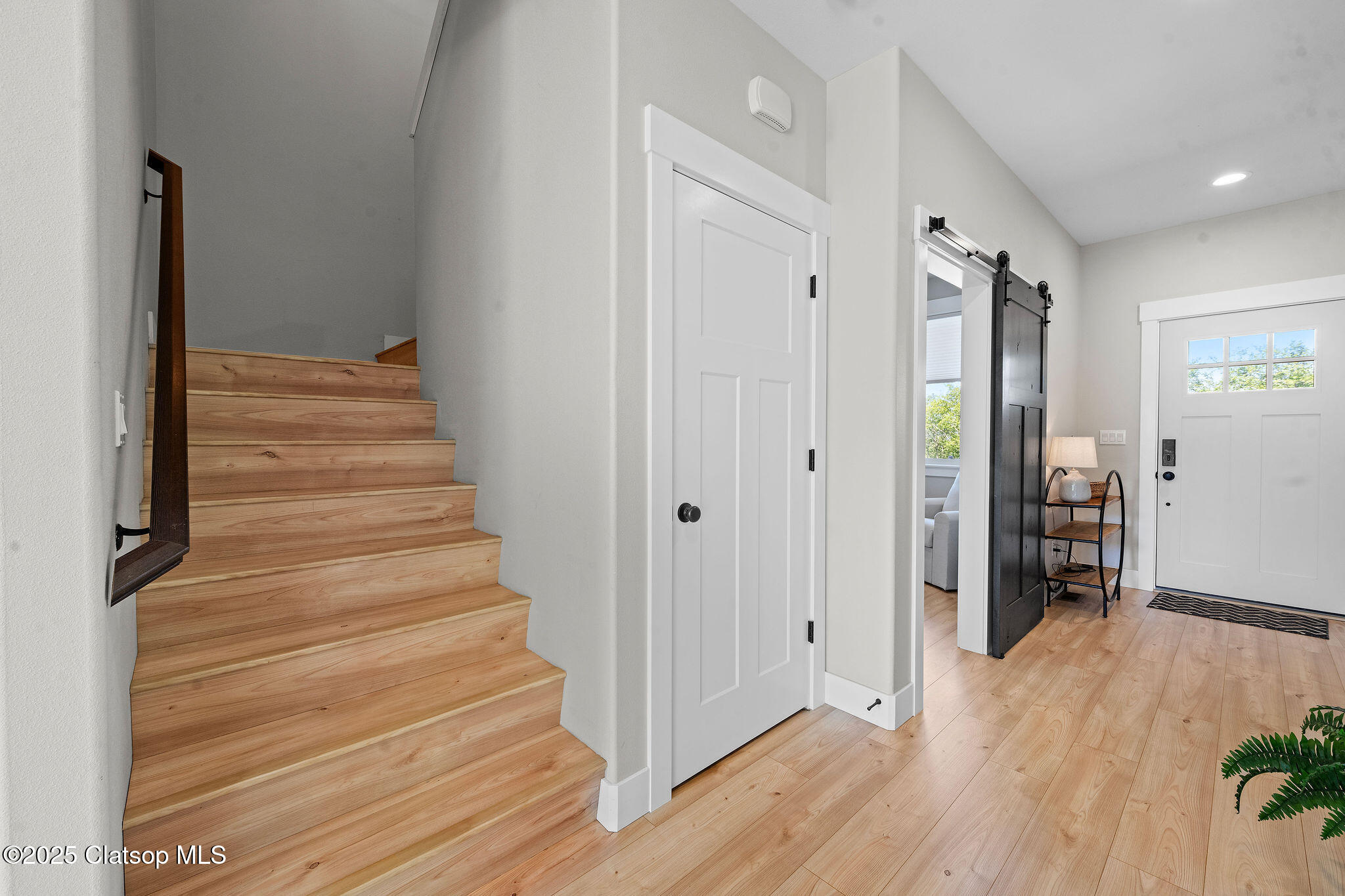 40986 Homestead Lane Property Photo 9