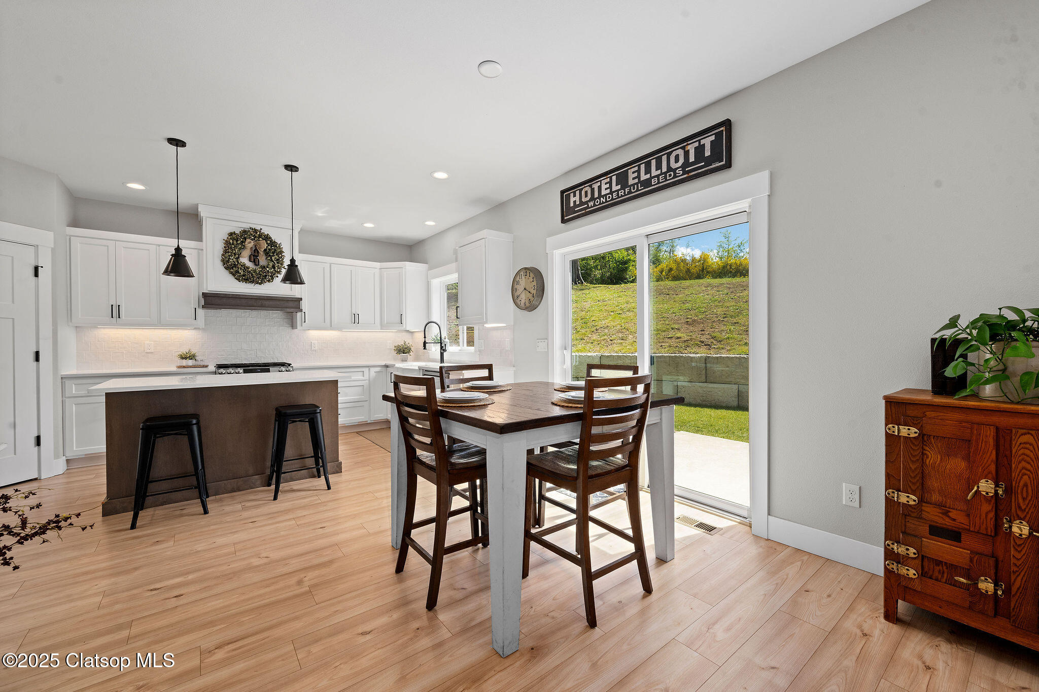 40986 Homestead Lane Property Photo 15