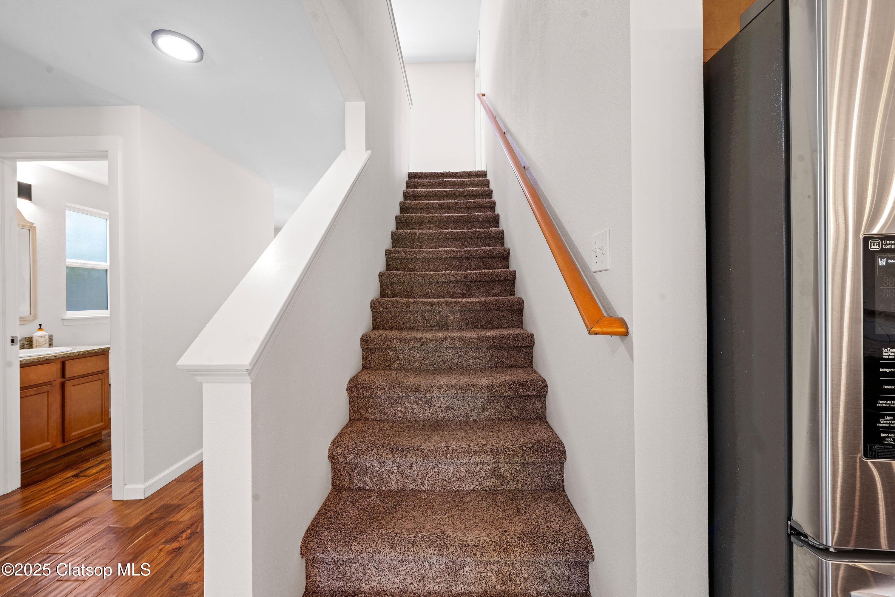 1225 3rd Property Photo 19