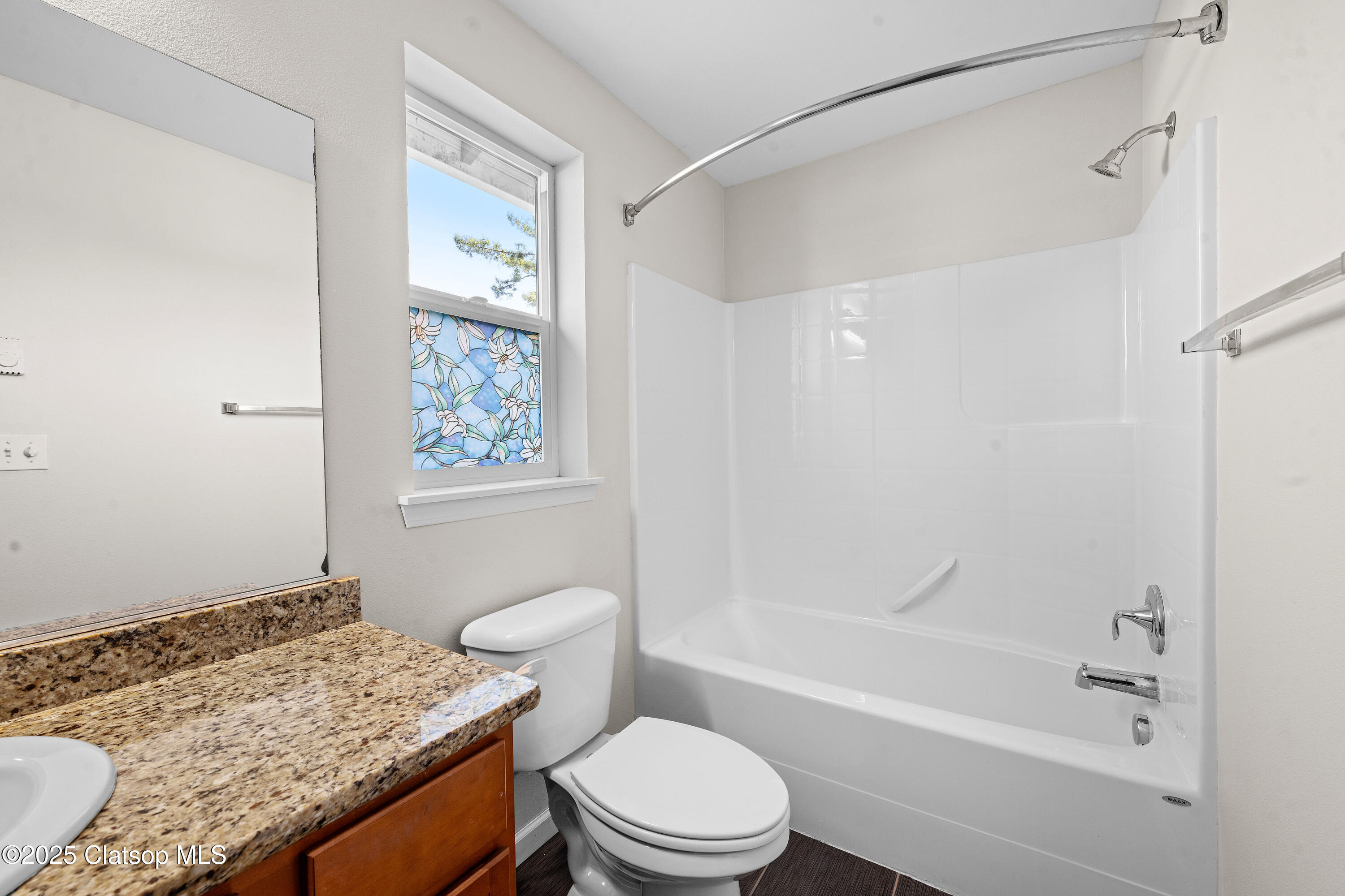 1225 3rd Property Photo 27